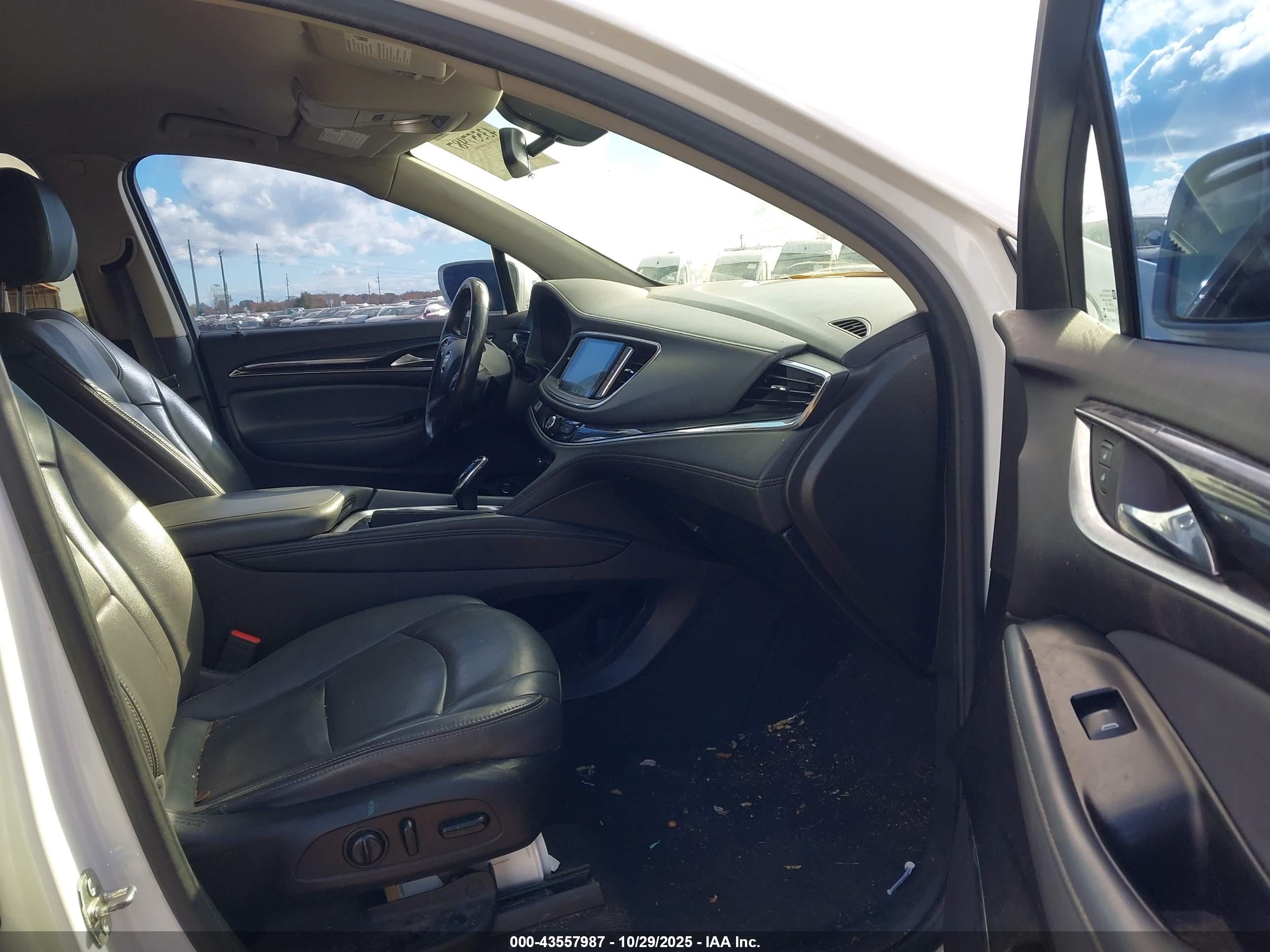 BUICK ENCLAVE image 5