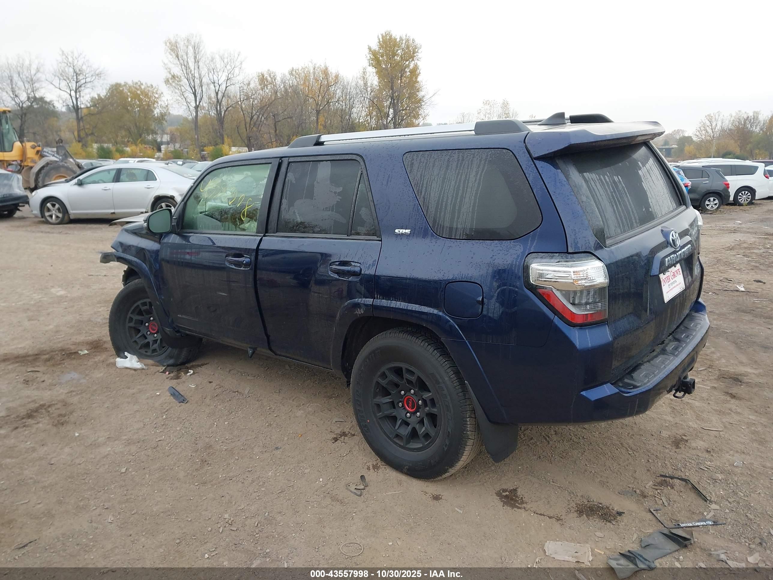 TOYOTA 4RUNNER image 3