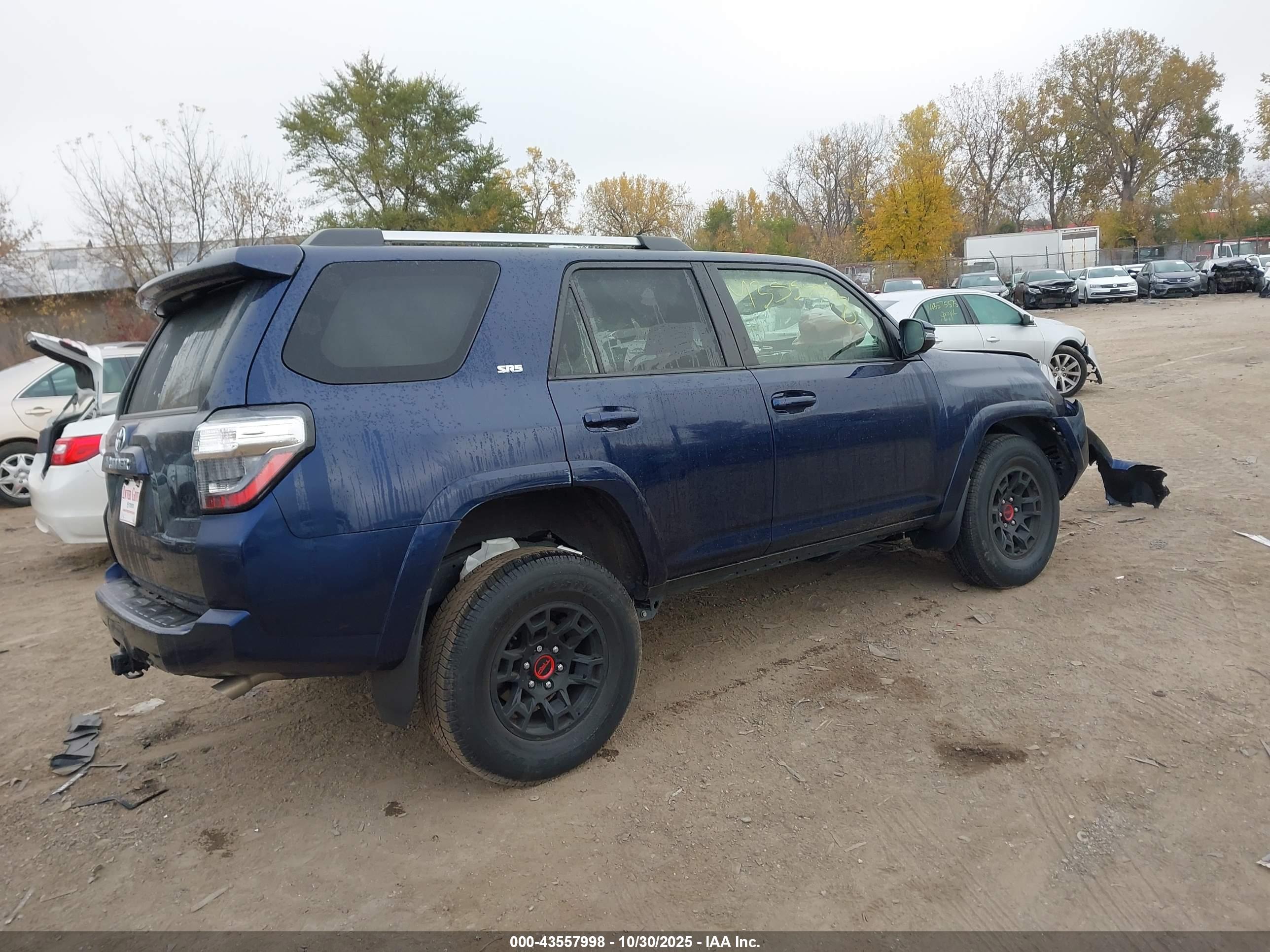 TOYOTA 4RUNNER image 4