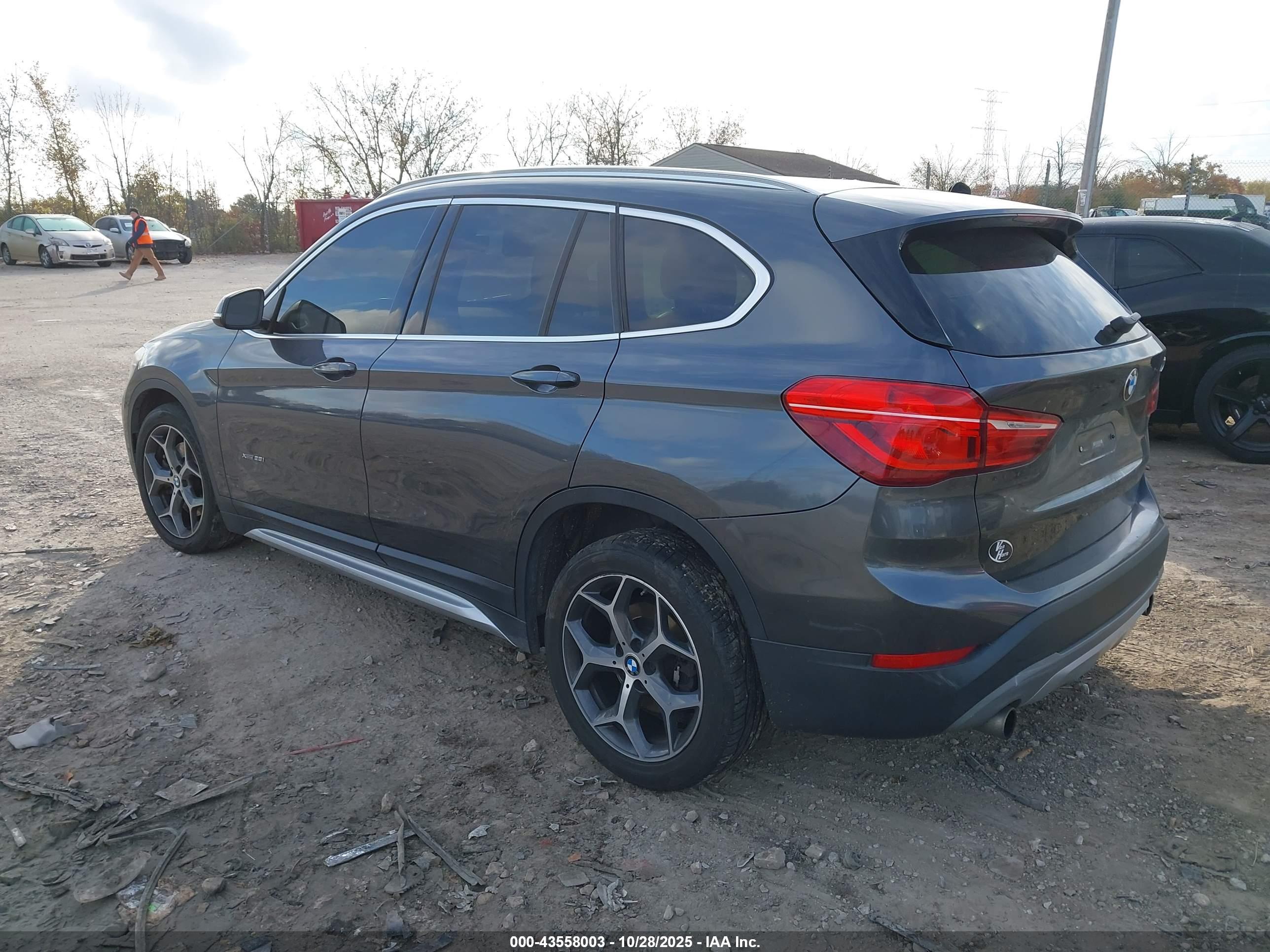 BMW X1 image 3