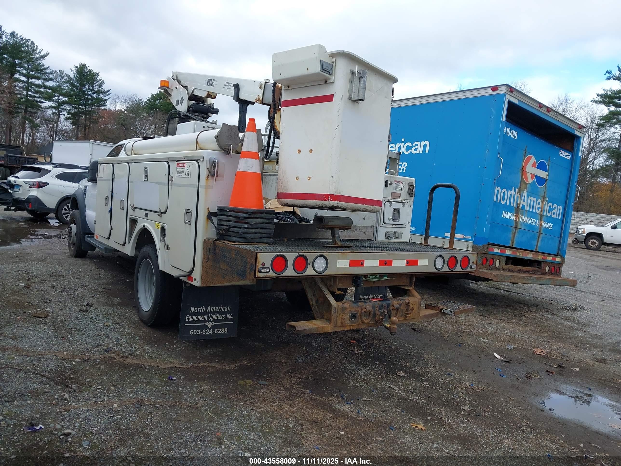 FORD F-450 image 3