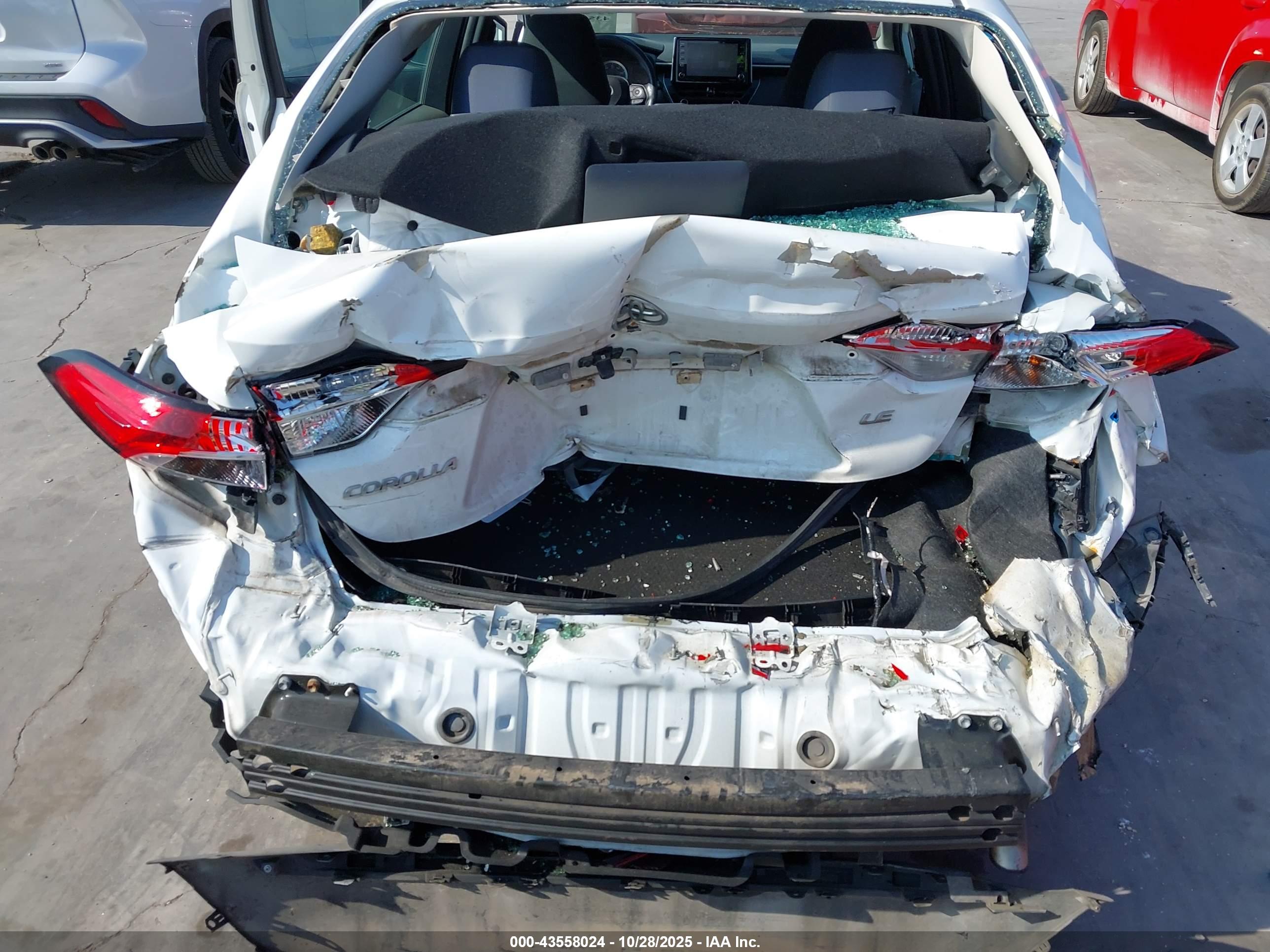 TOYOTA COROLLA image 6