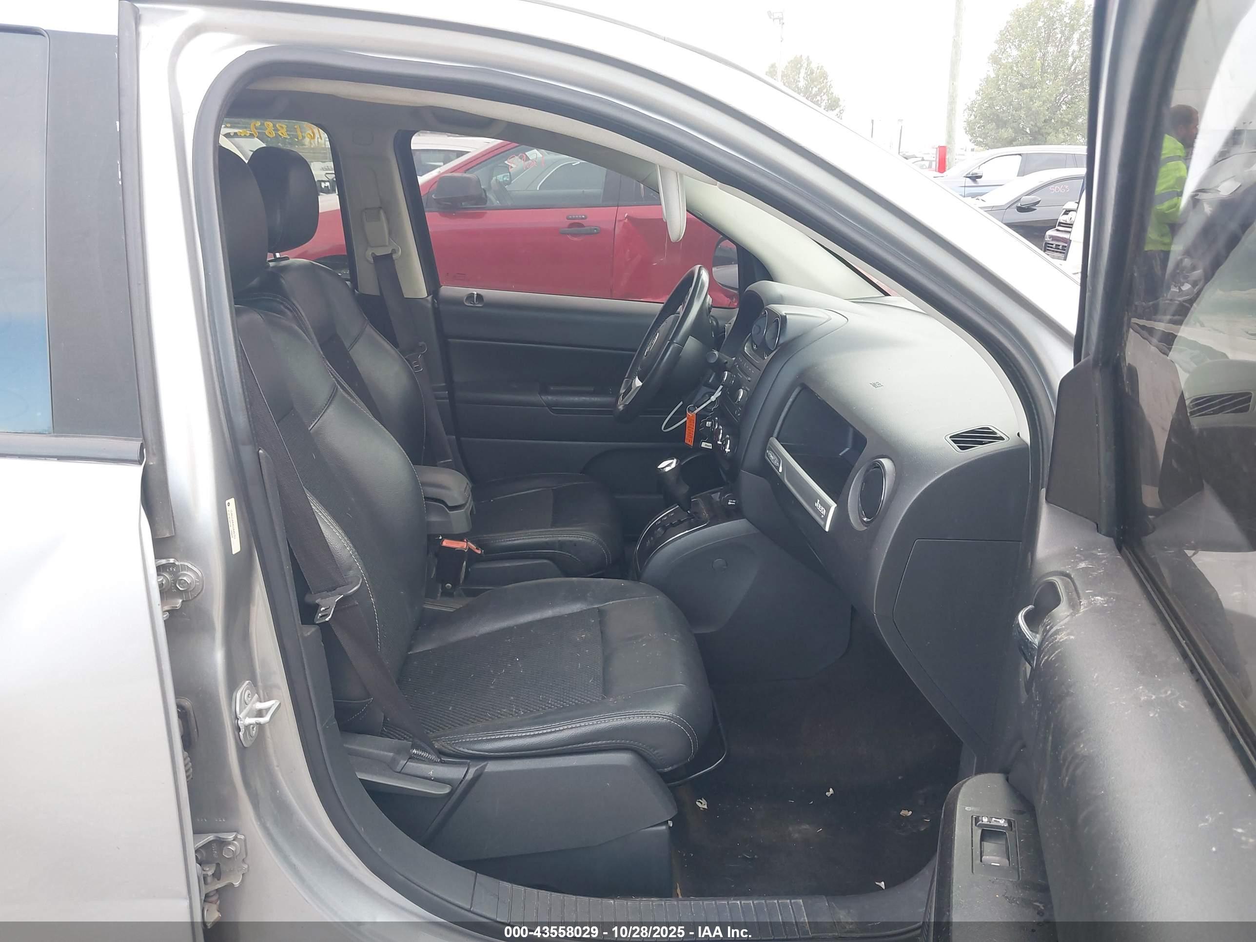 JEEP COMPASS image 5