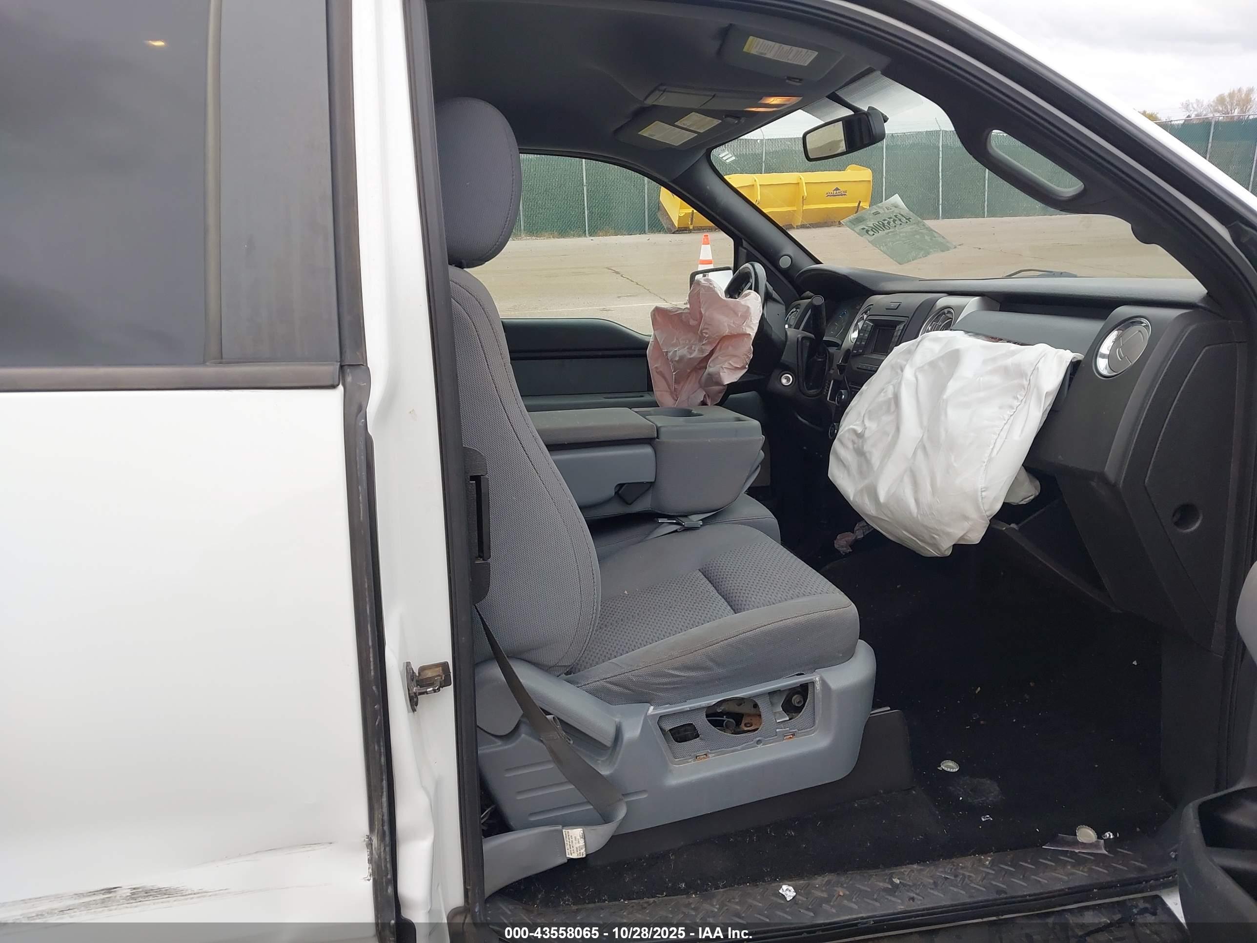 FORD F-150 image 5