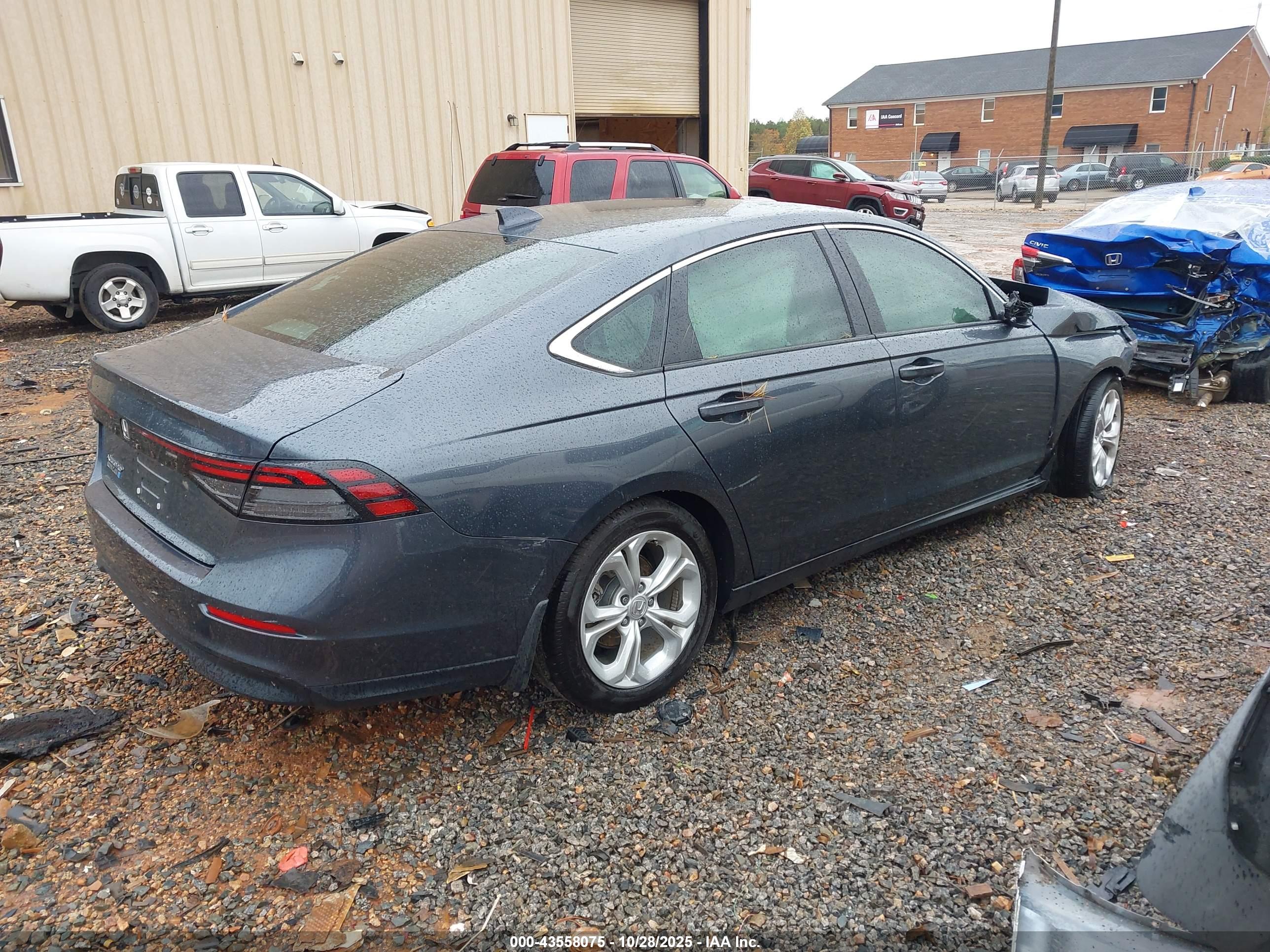 HONDA ACCORD image 4