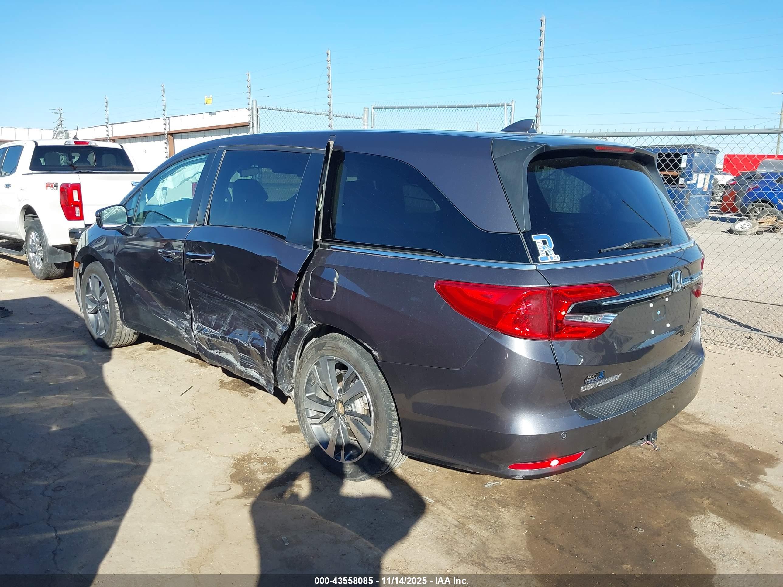 HONDA ODYSSEY image 3