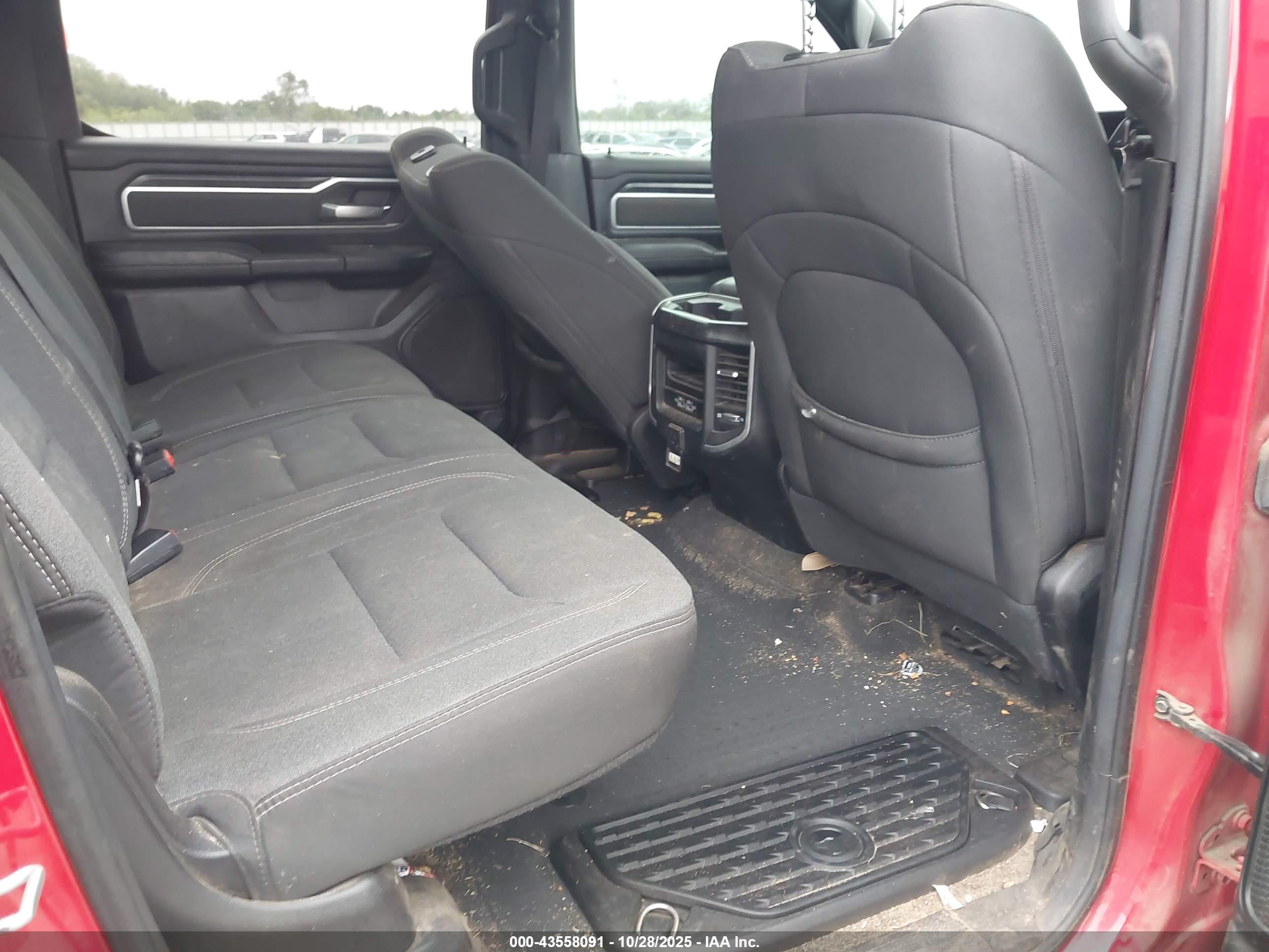 RAM 1500 image 8