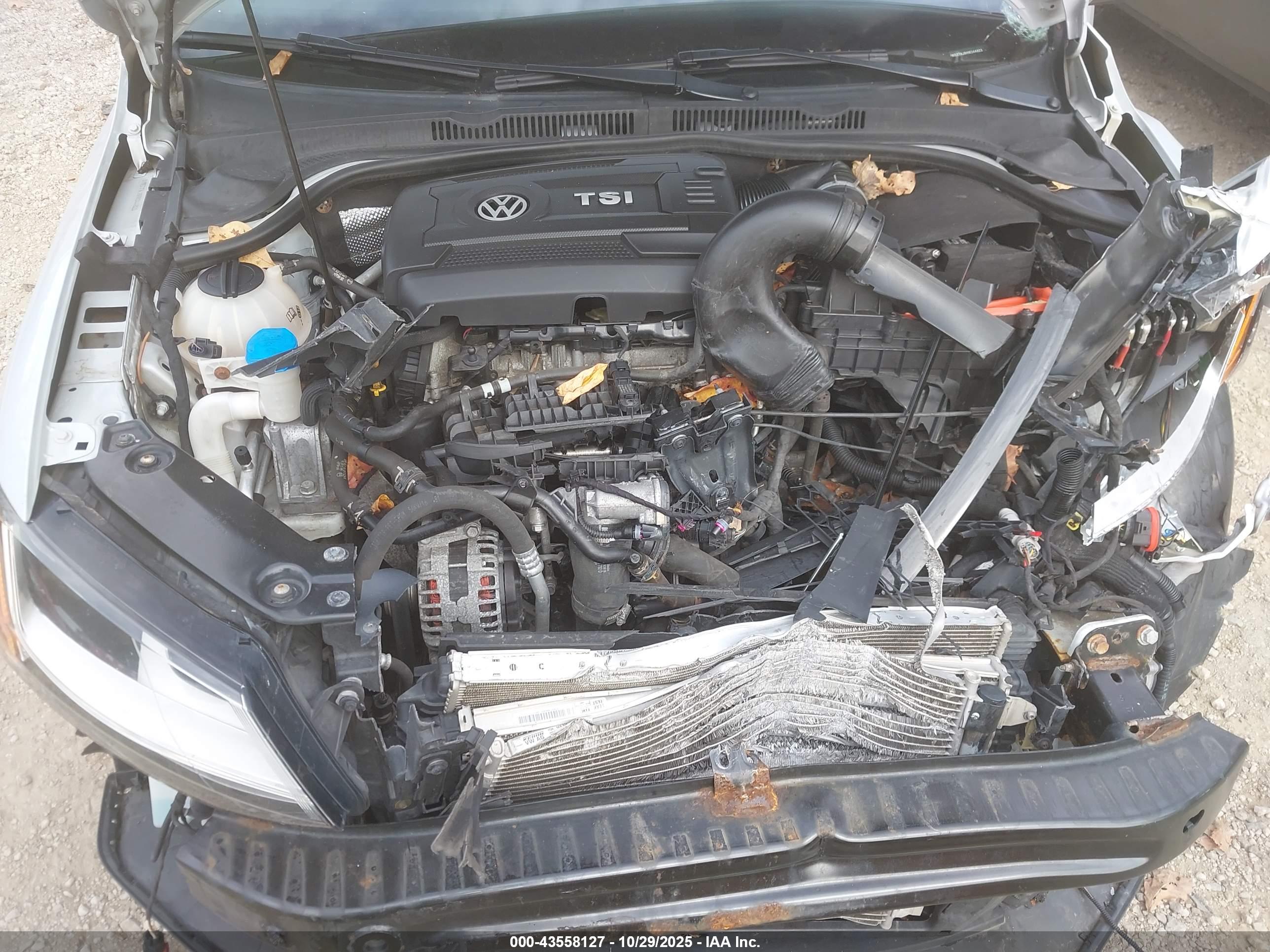 VOLKSWAGEN JETTA image 10