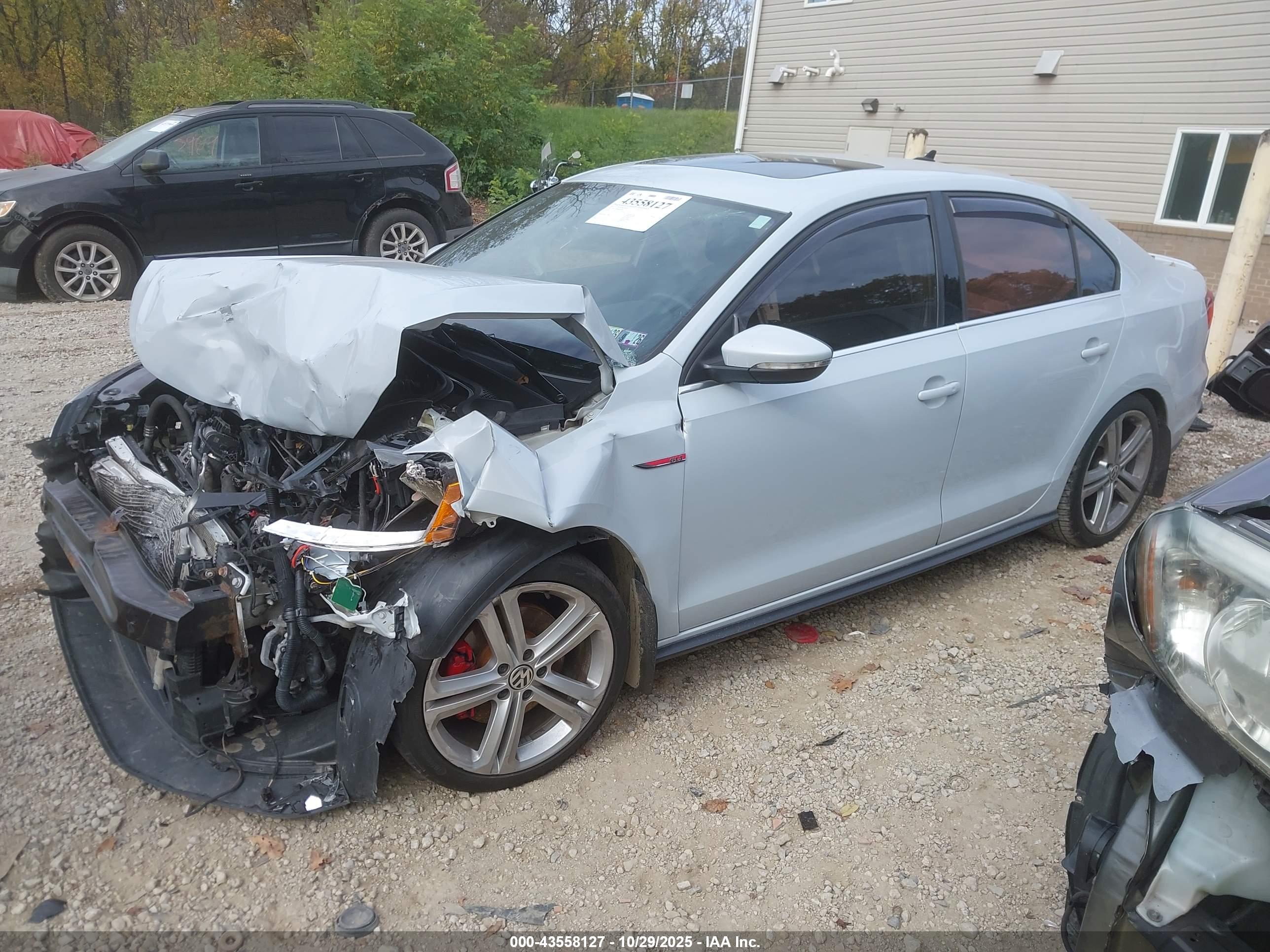 VOLKSWAGEN JETTA image 2