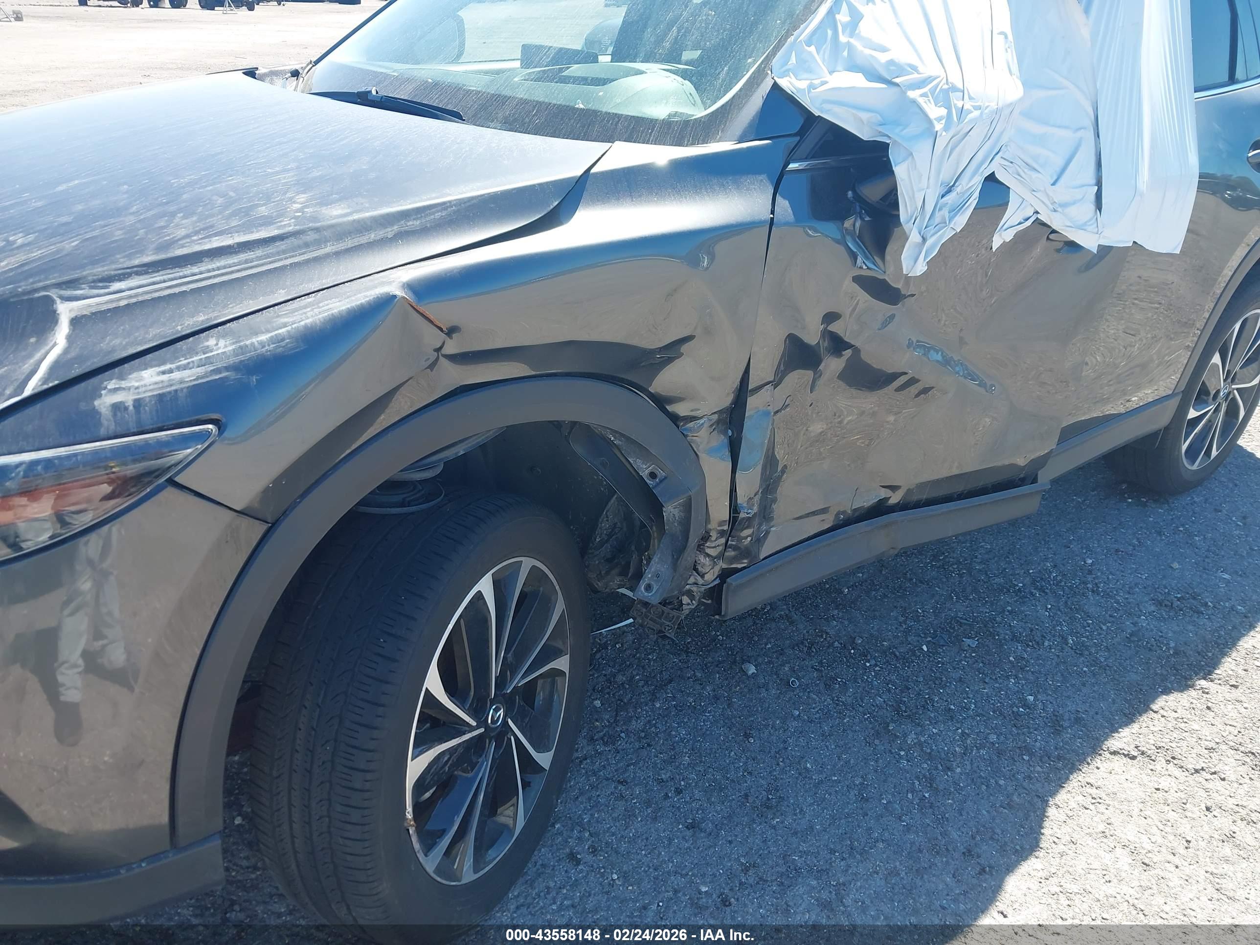 MAZDA CX-5 image 6