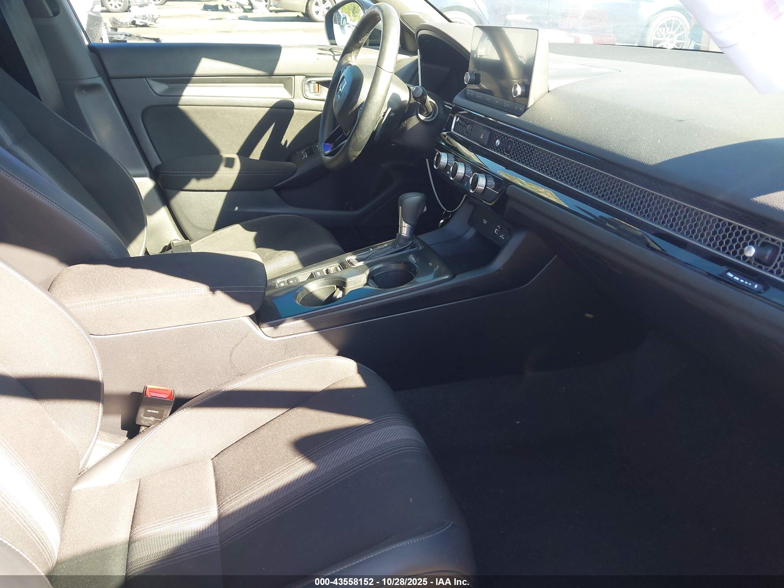 HONDA CIVIC image 5