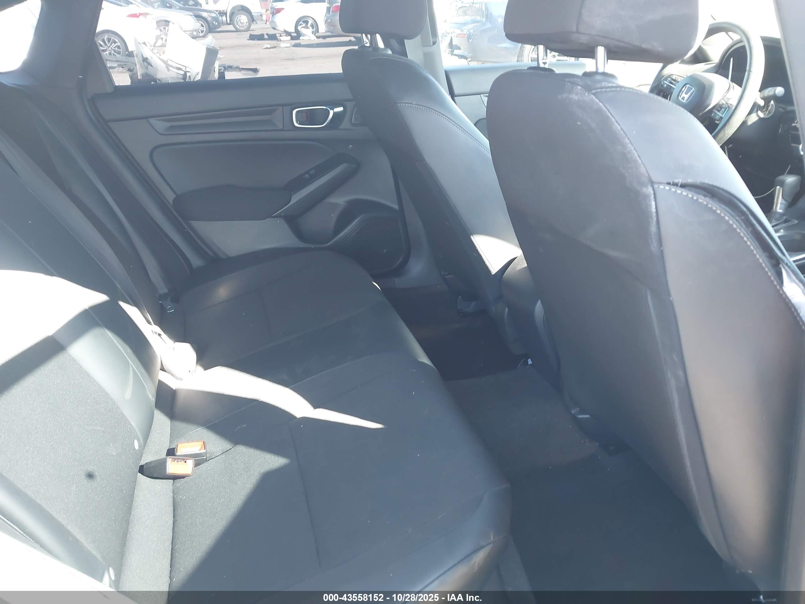 HONDA CIVIC image 8