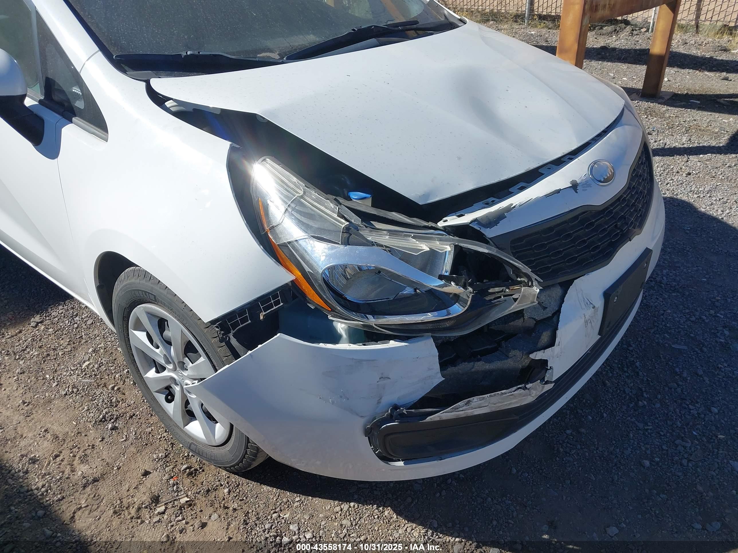 KIA RIO image 6