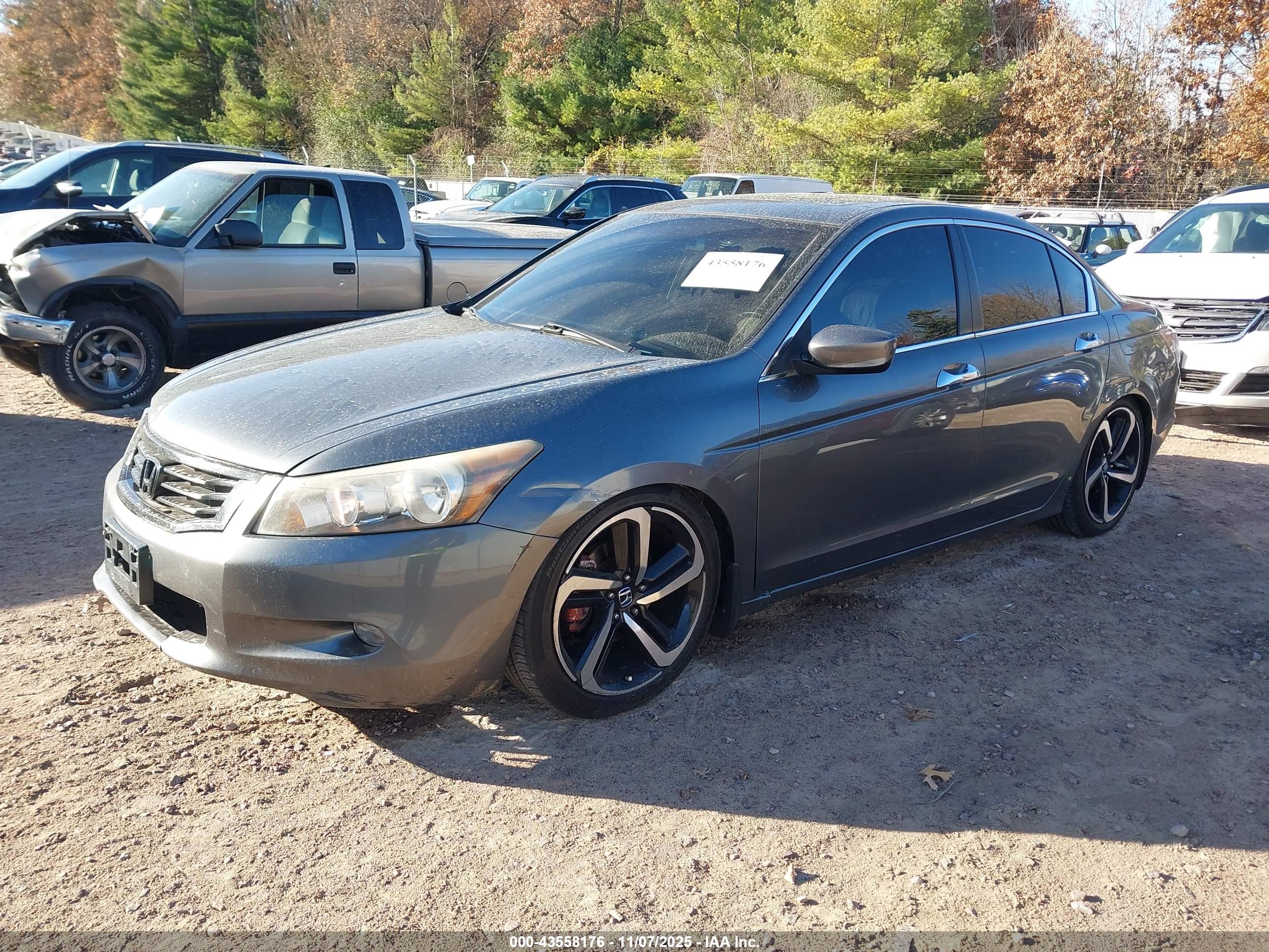 HONDA ACCORD image 2