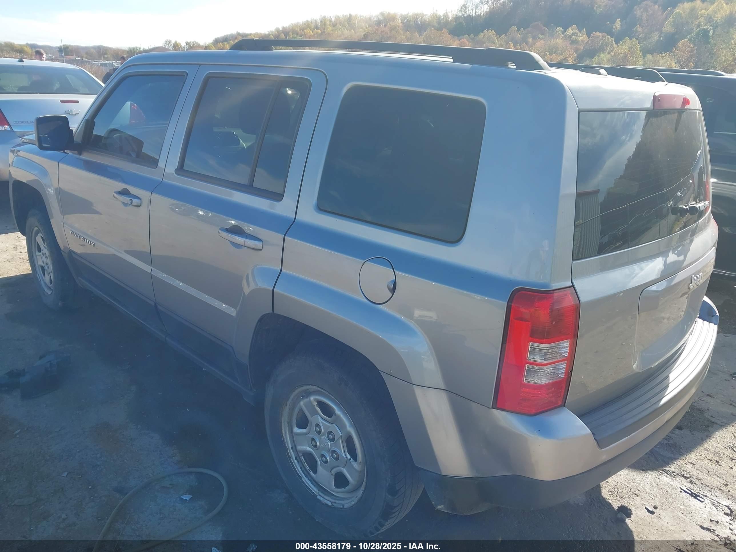 JEEP PATRIOT image 3