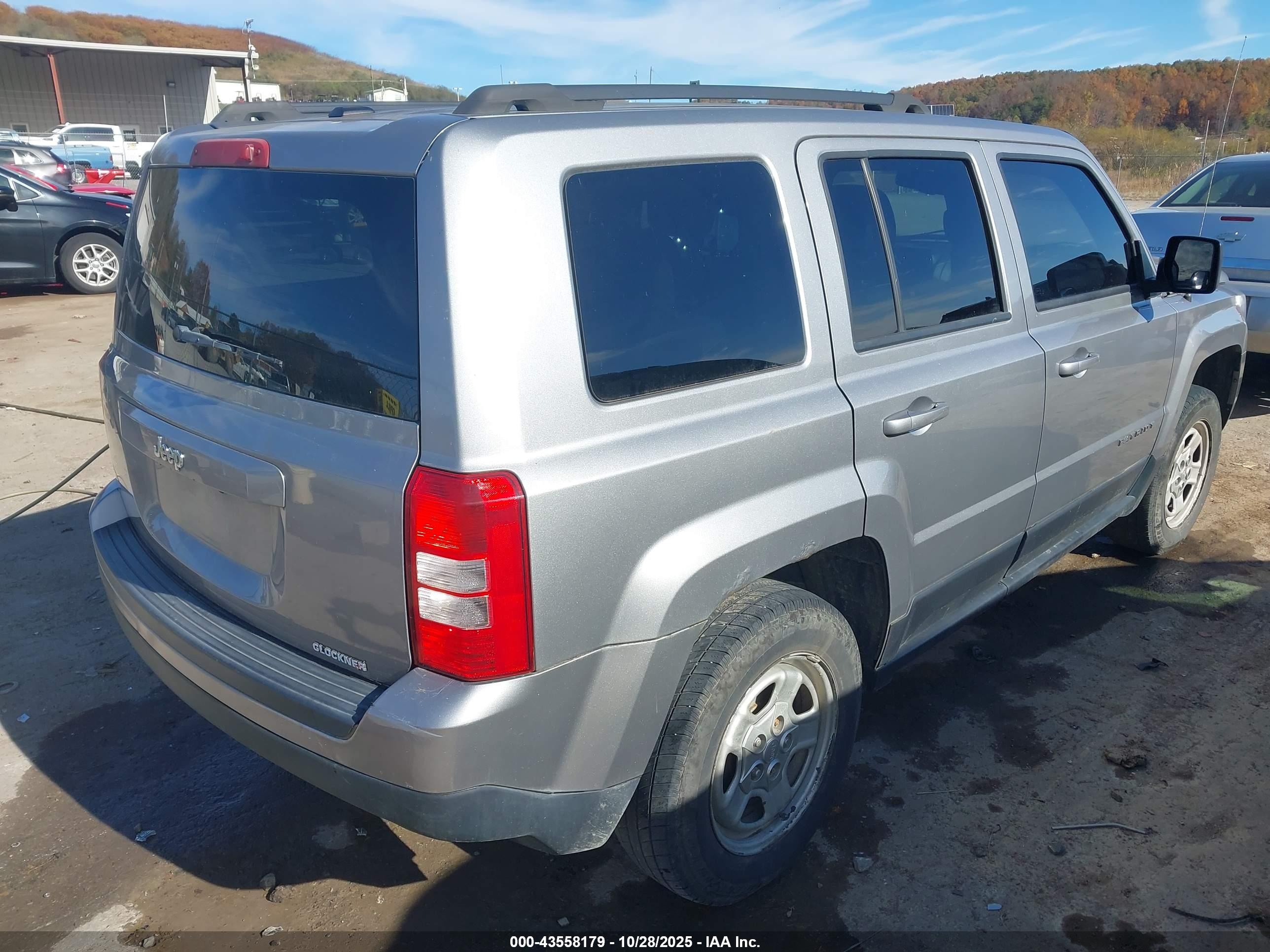 JEEP PATRIOT image 4