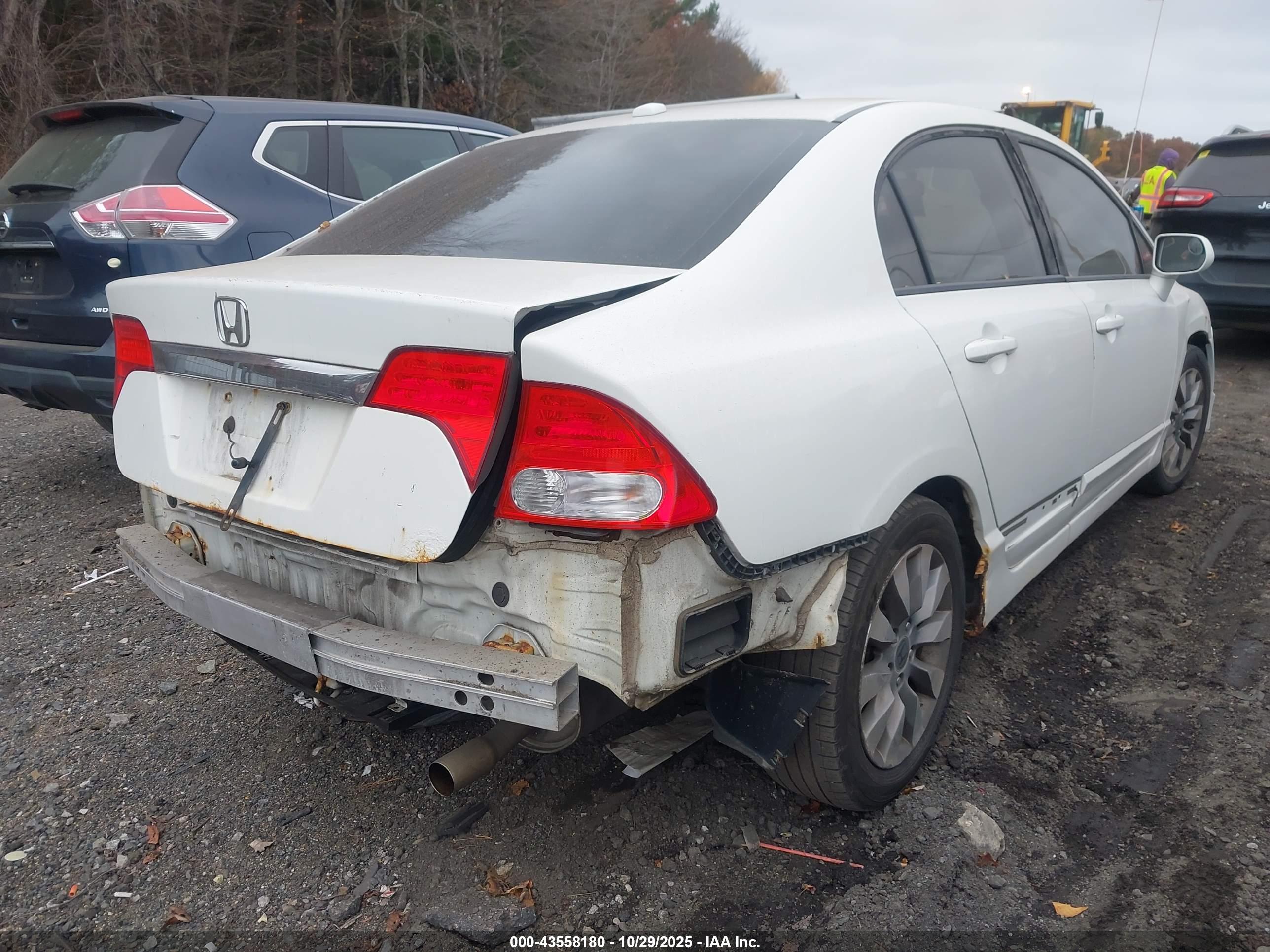 HONDA CIVIC image 4