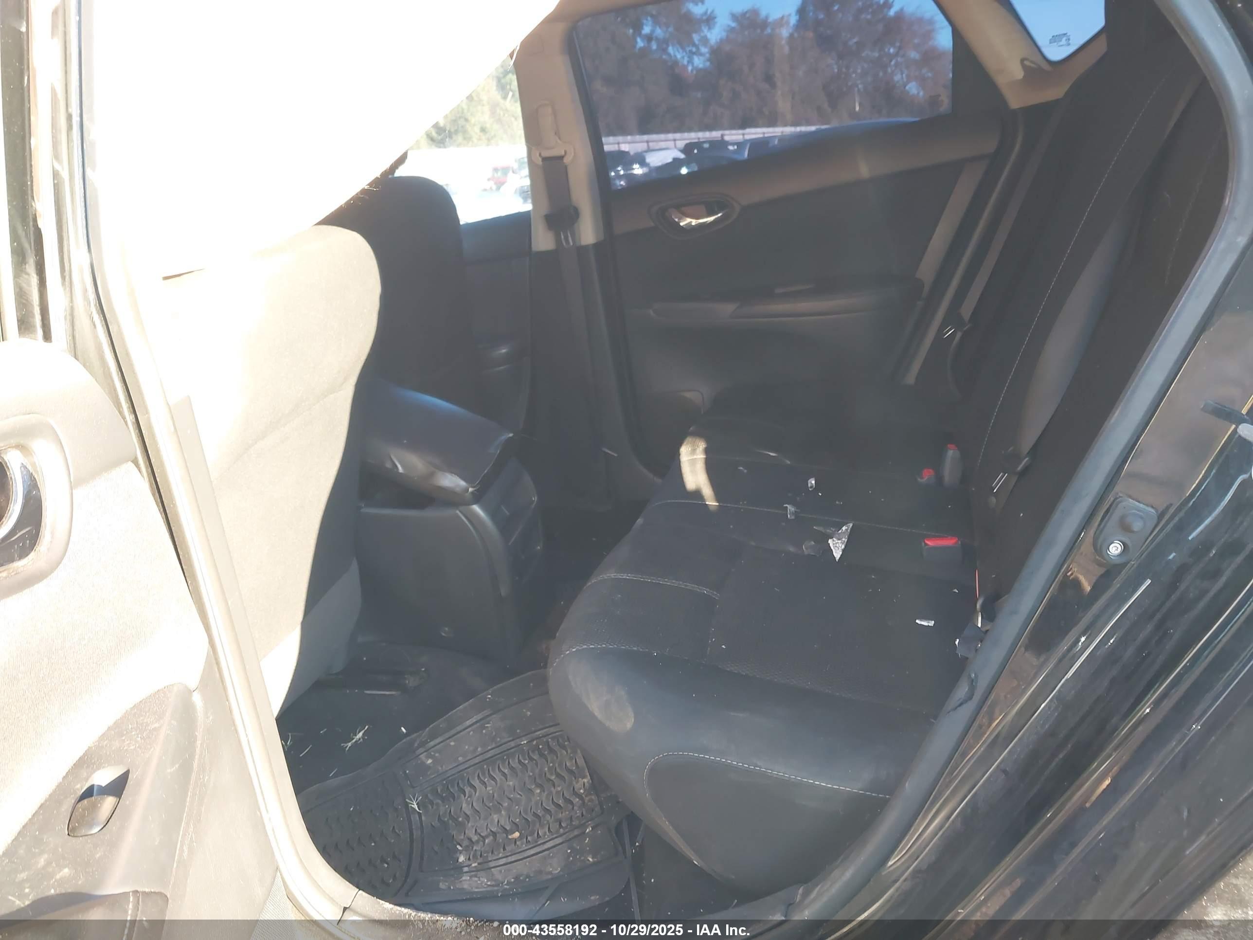 NISSAN SENTRA image 8