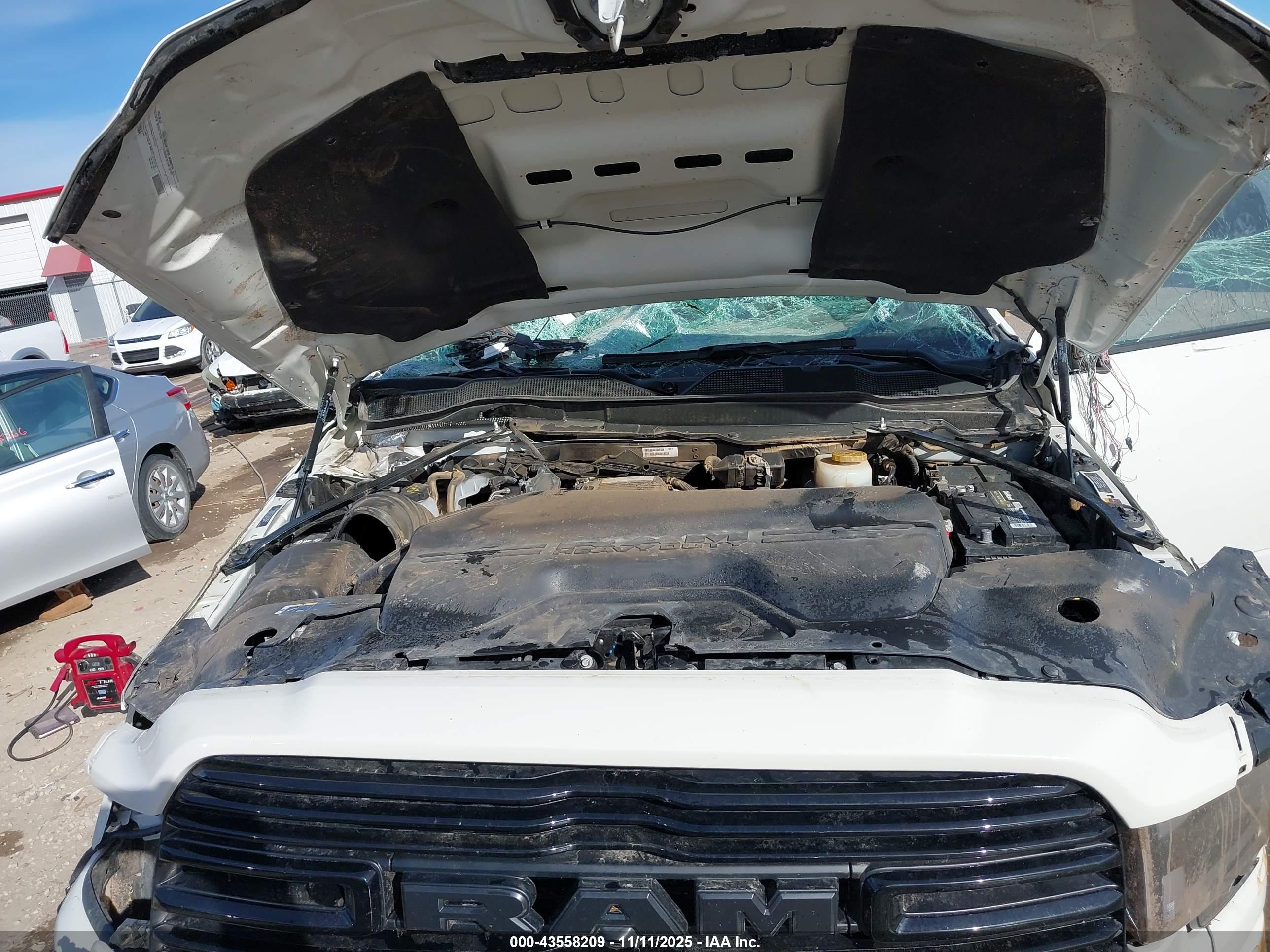 RAM 2500 image 10