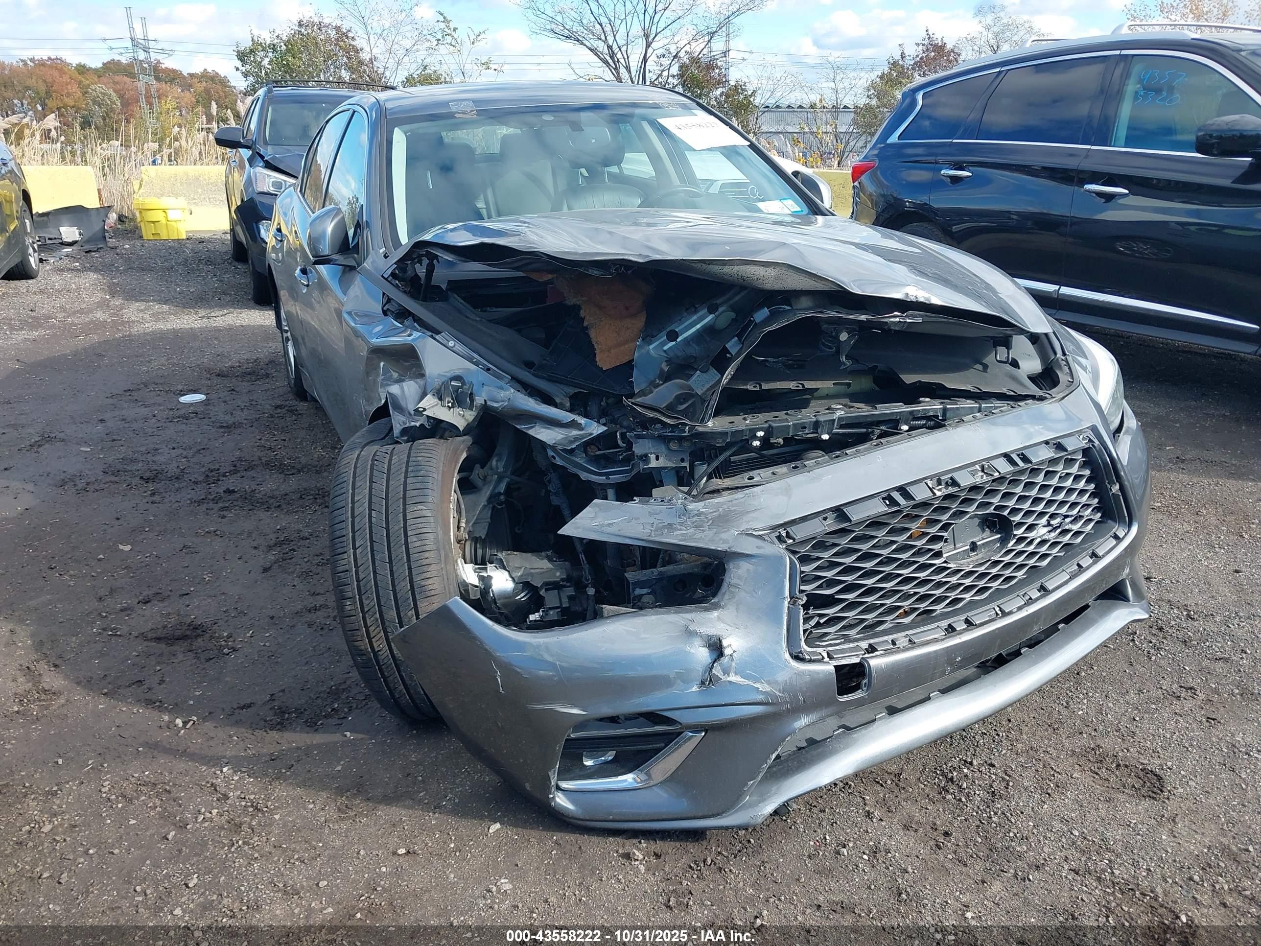INFINITI Q50 image 6