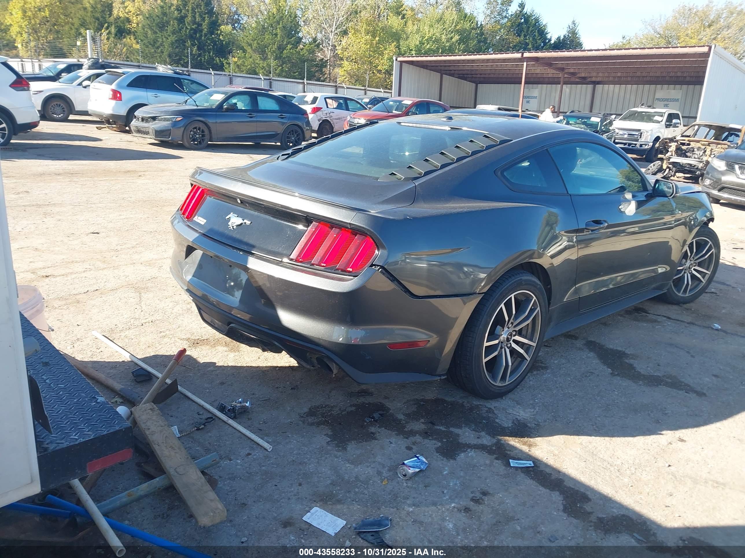 FORD MUSTANG image 4