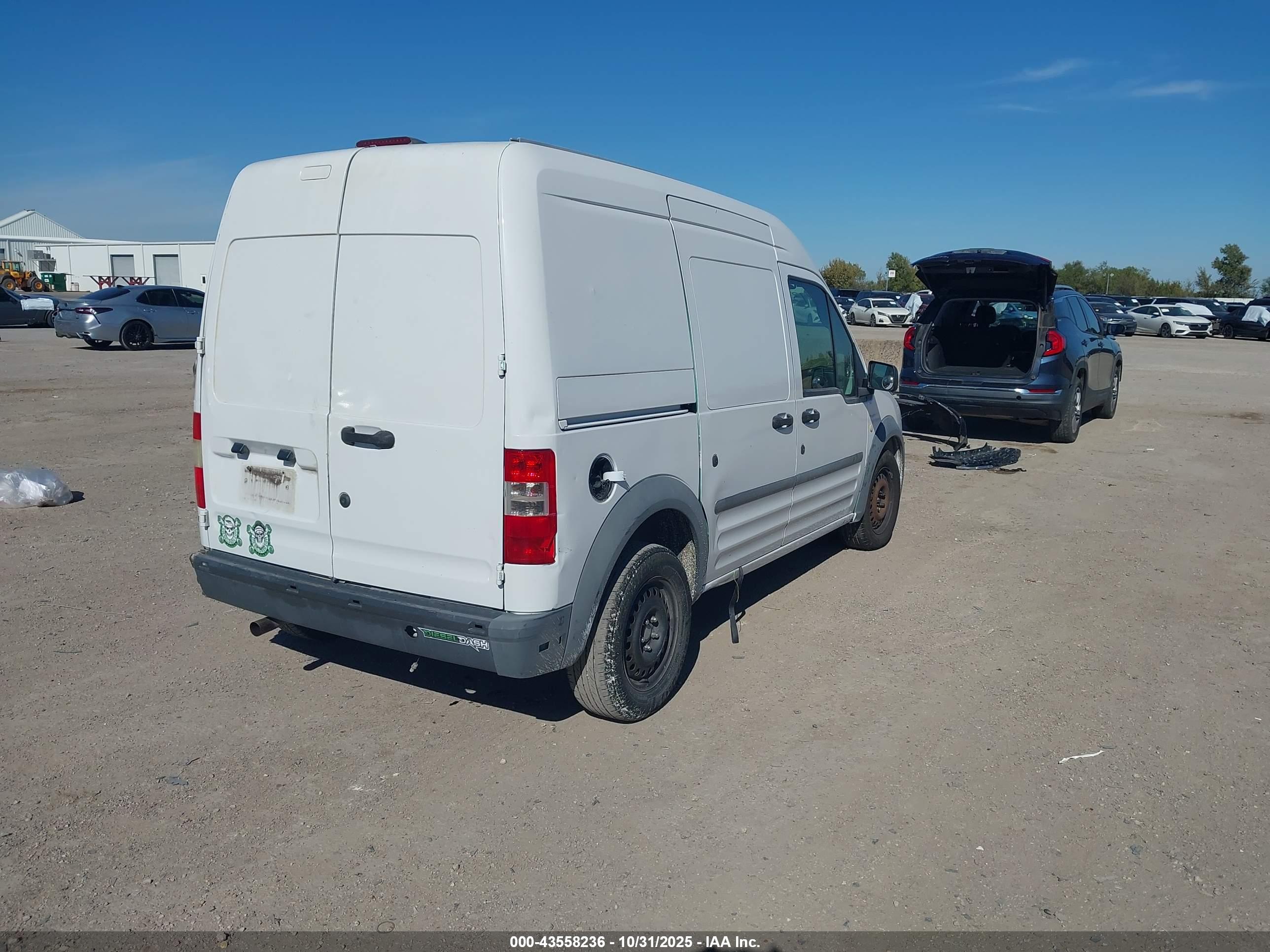 FORD TRANSIT image 4