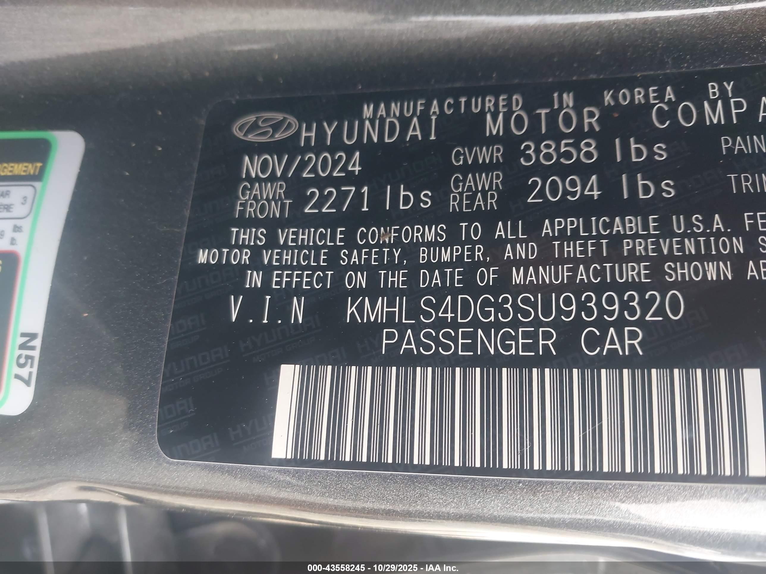 HYUNDAI ELANTRA image 9