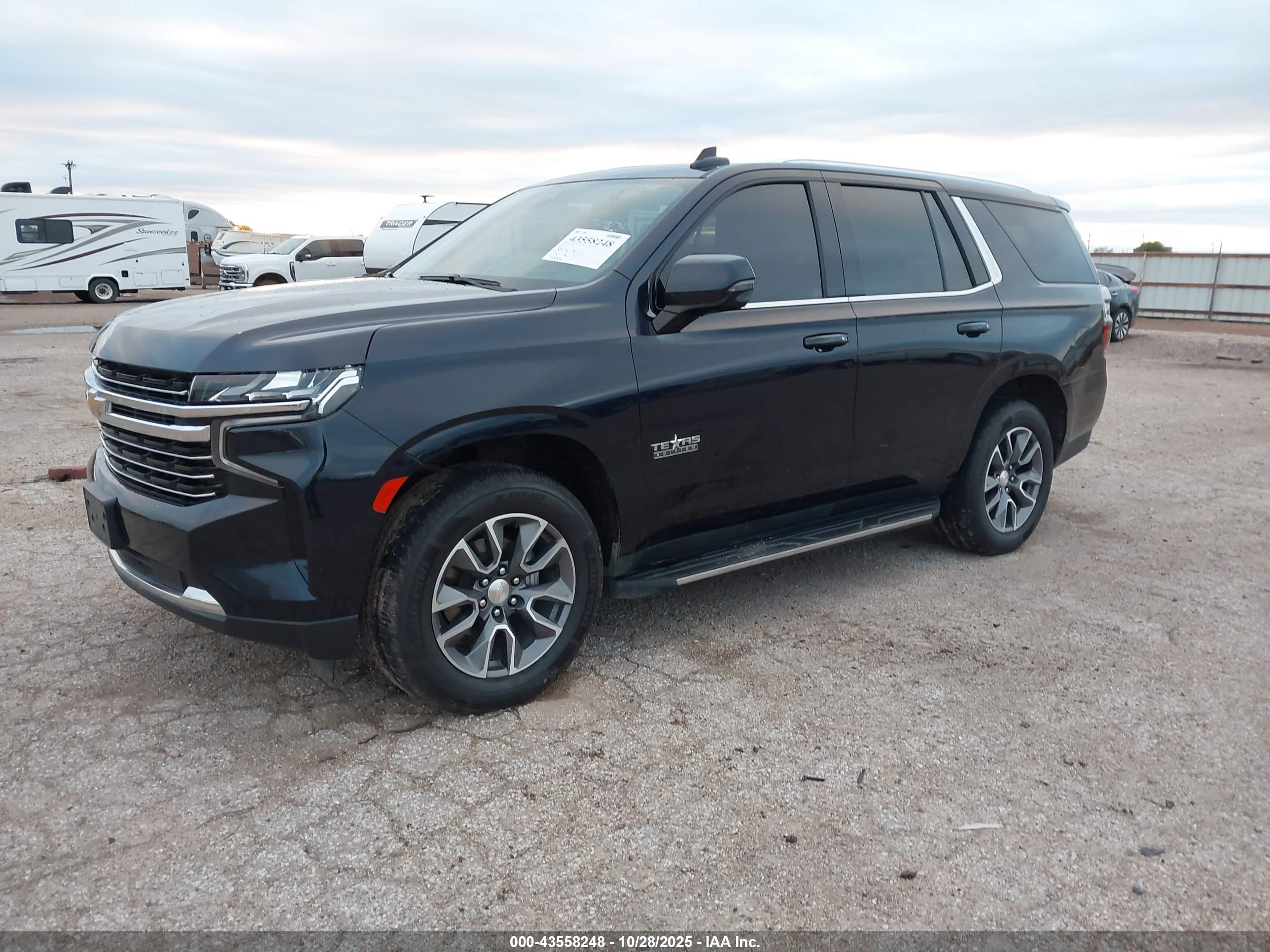 CHEVROLET TAHOE image 2