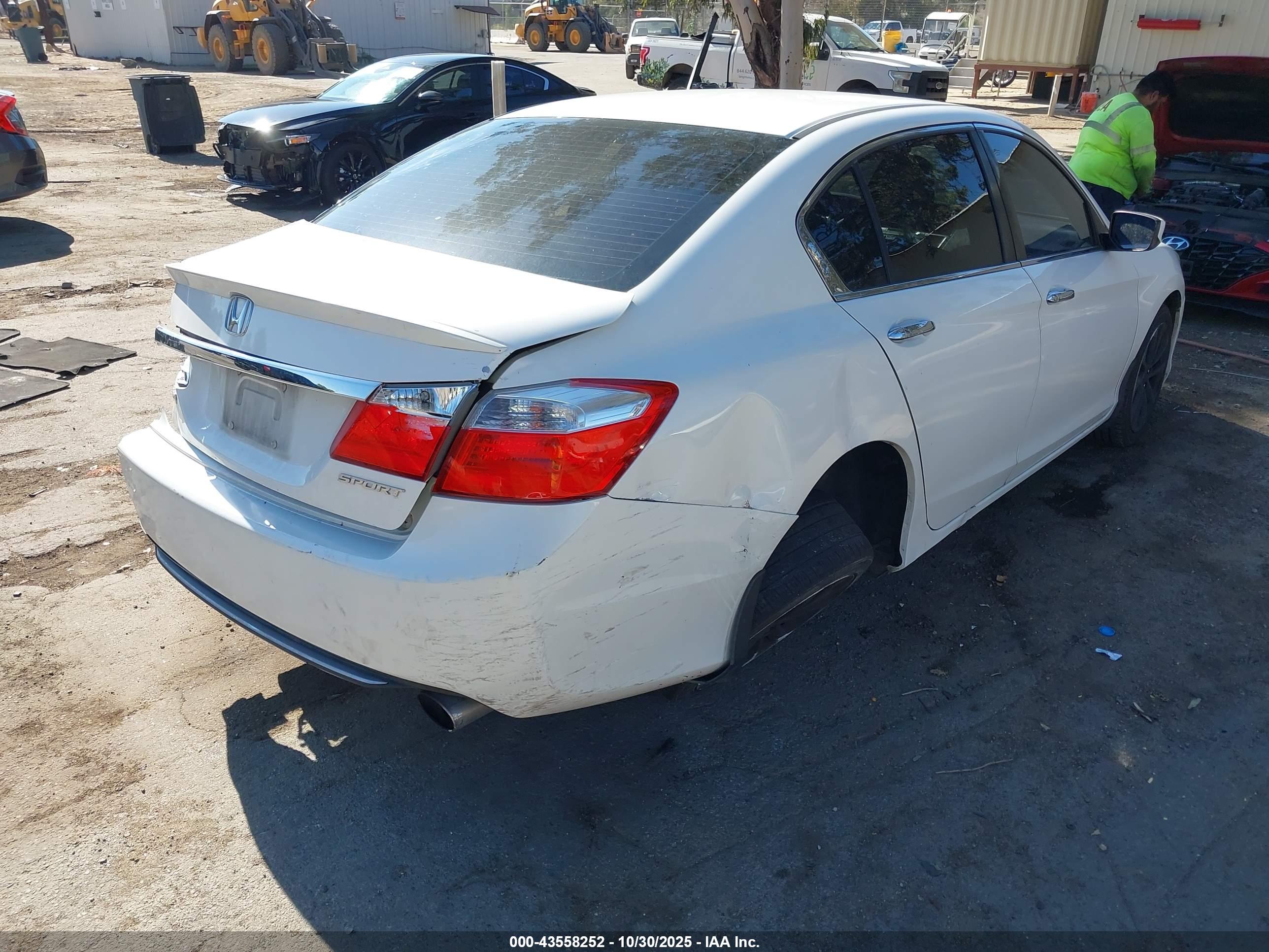 HONDA ACCORD image 4