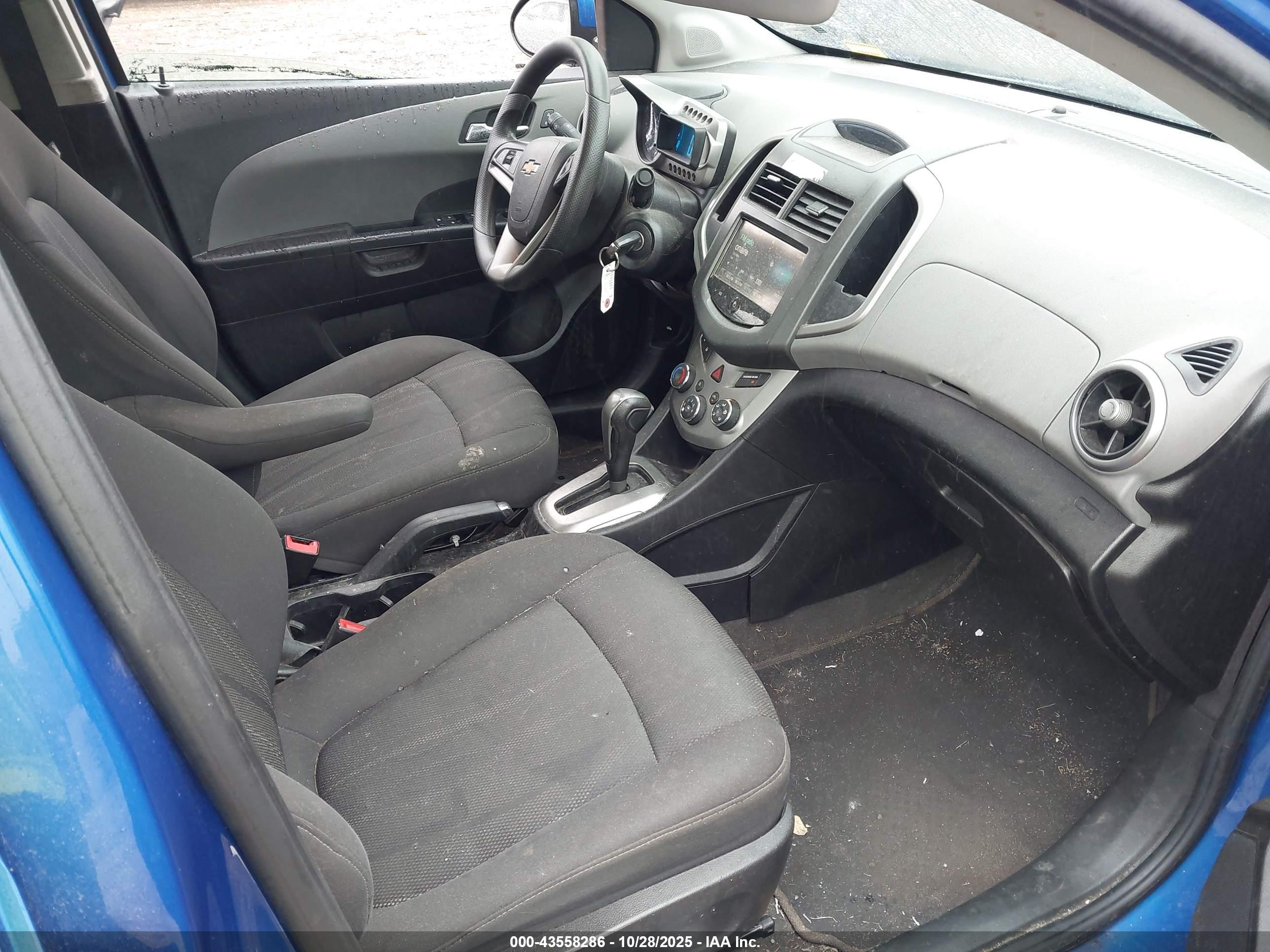 CHEVROLET SONIC image 5