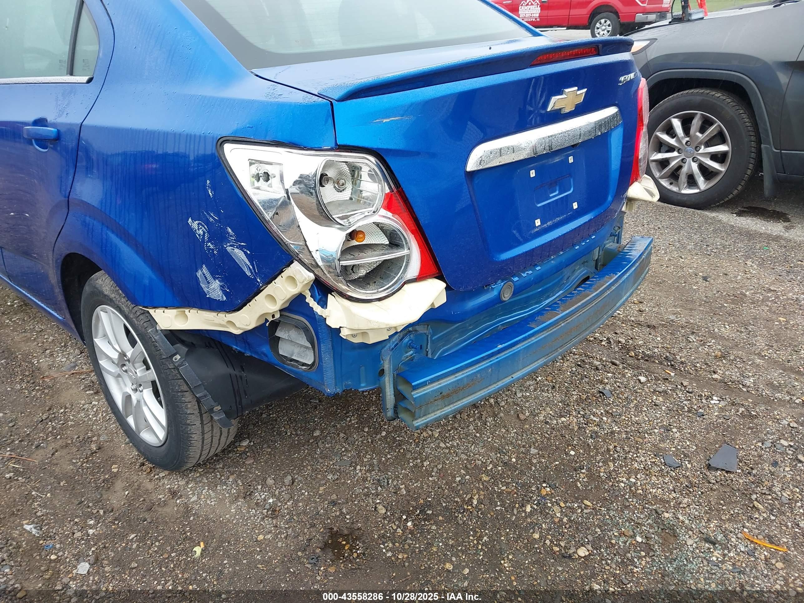 CHEVROLET SONIC image 6