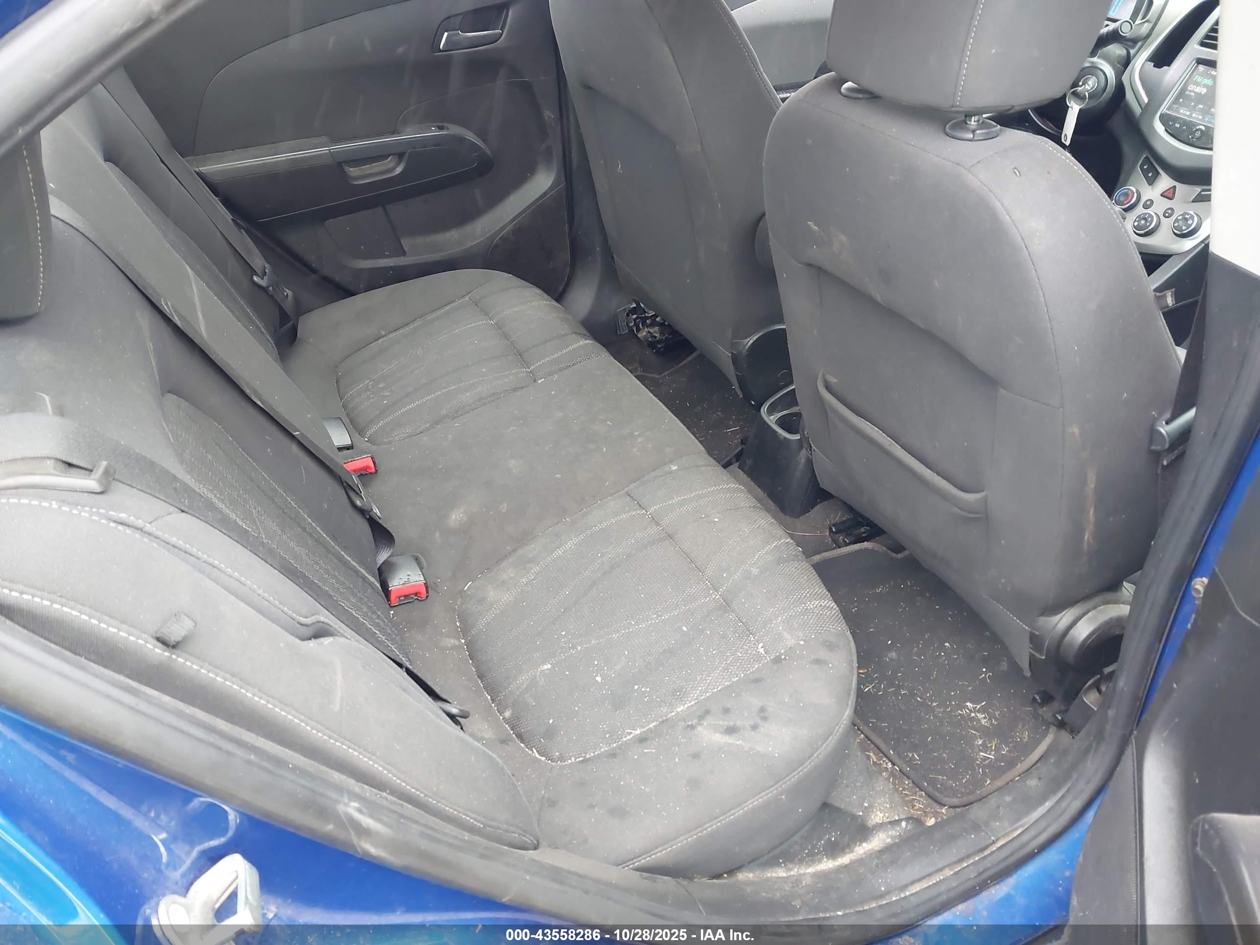 CHEVROLET SONIC image 8