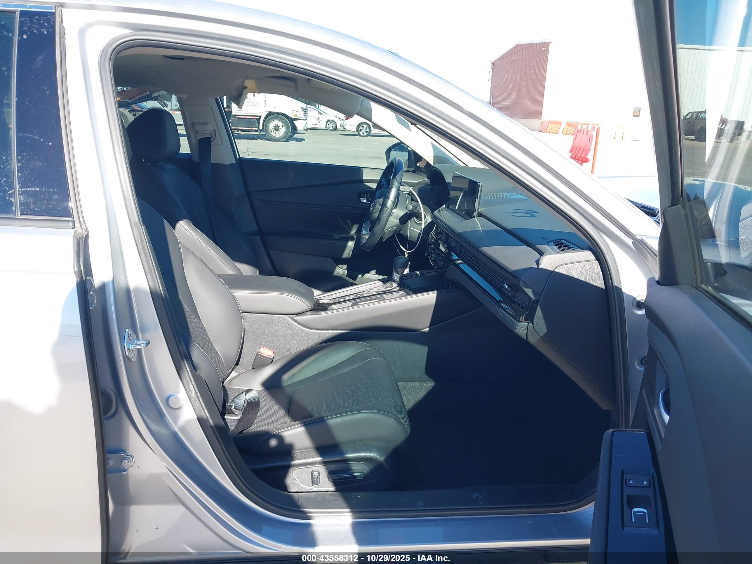 HONDA ACCORD image 5
