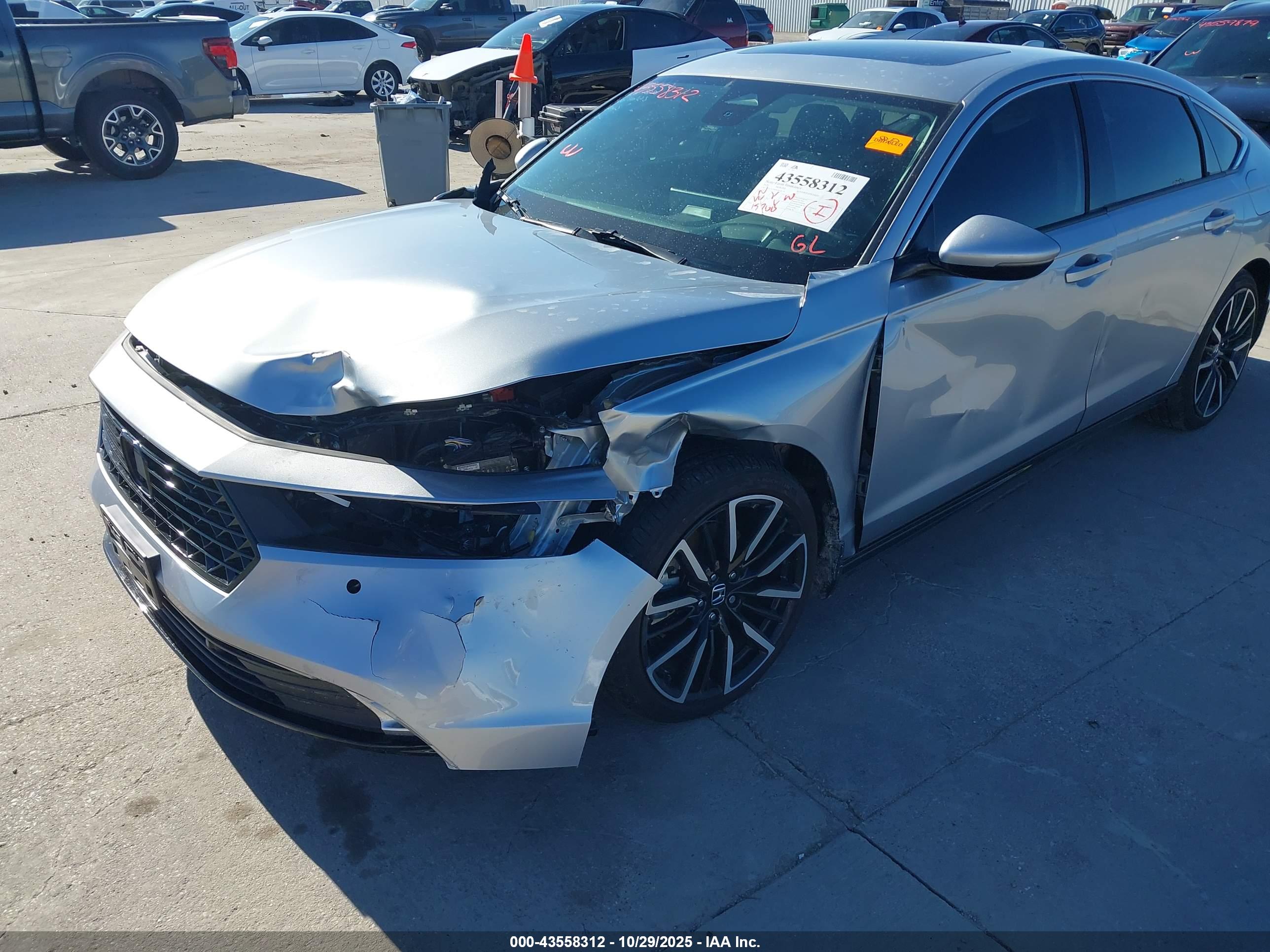 HONDA ACCORD image 6