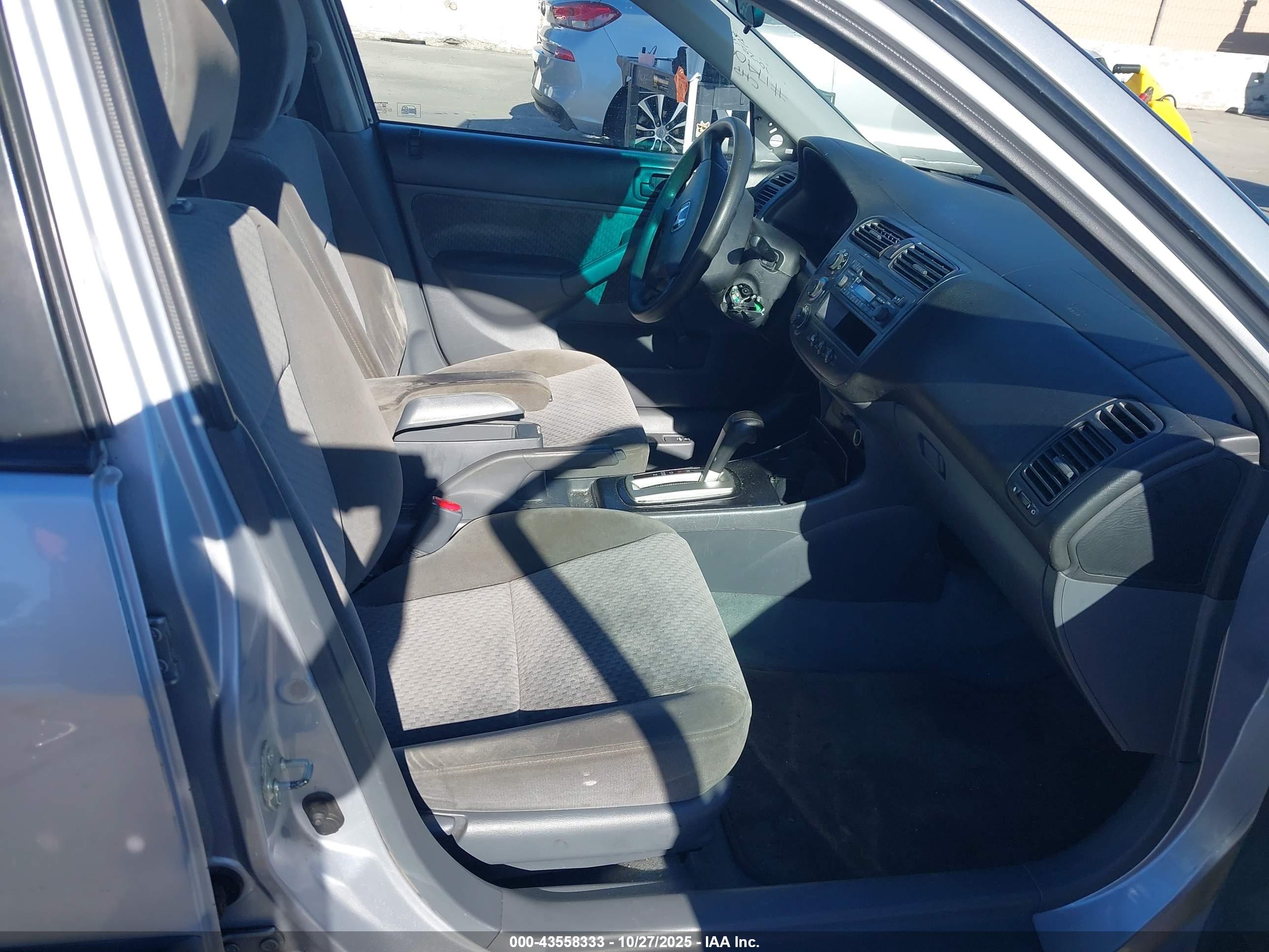 HONDA CIVIC image 5