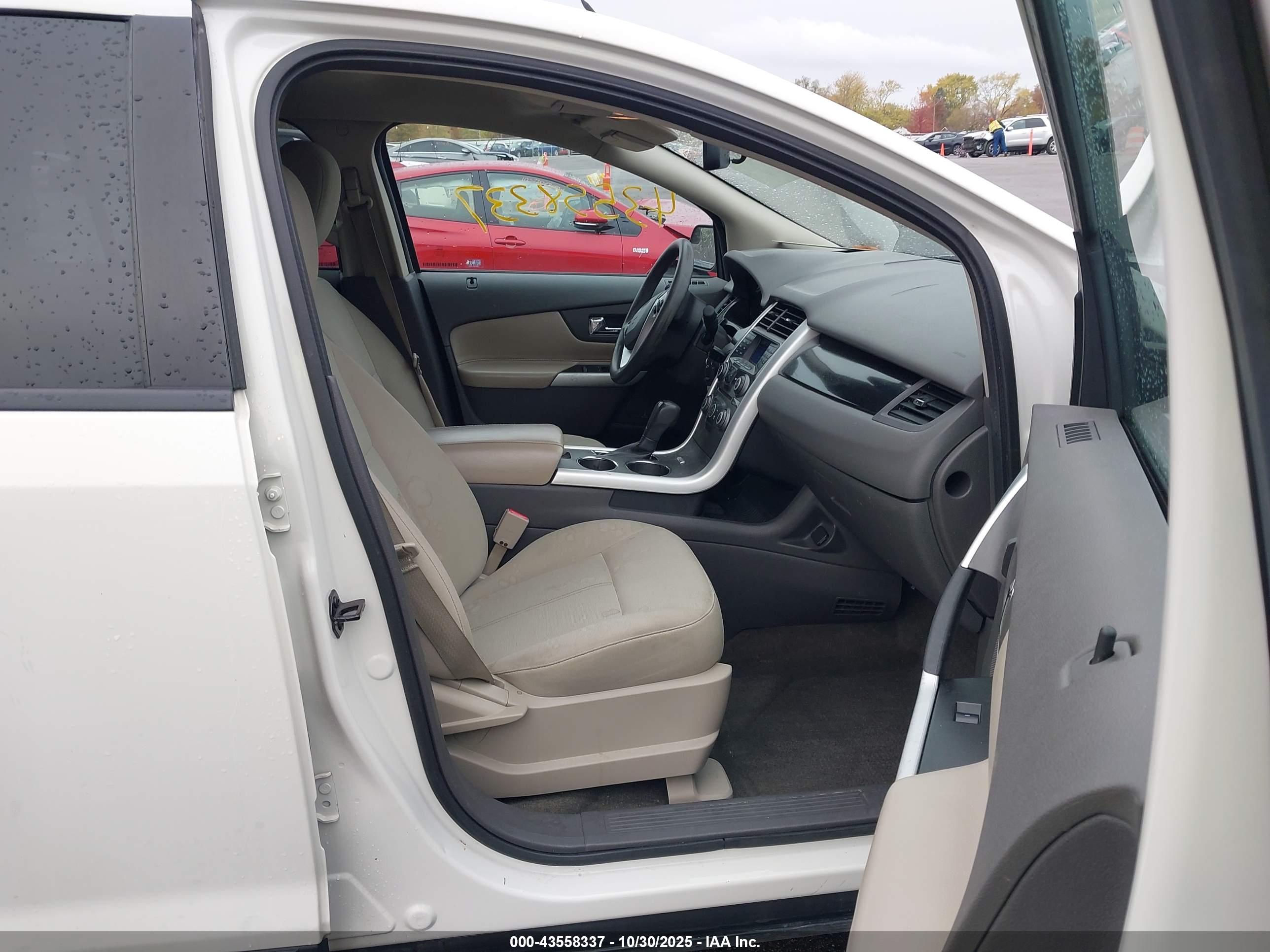 FORD EDGE image 5