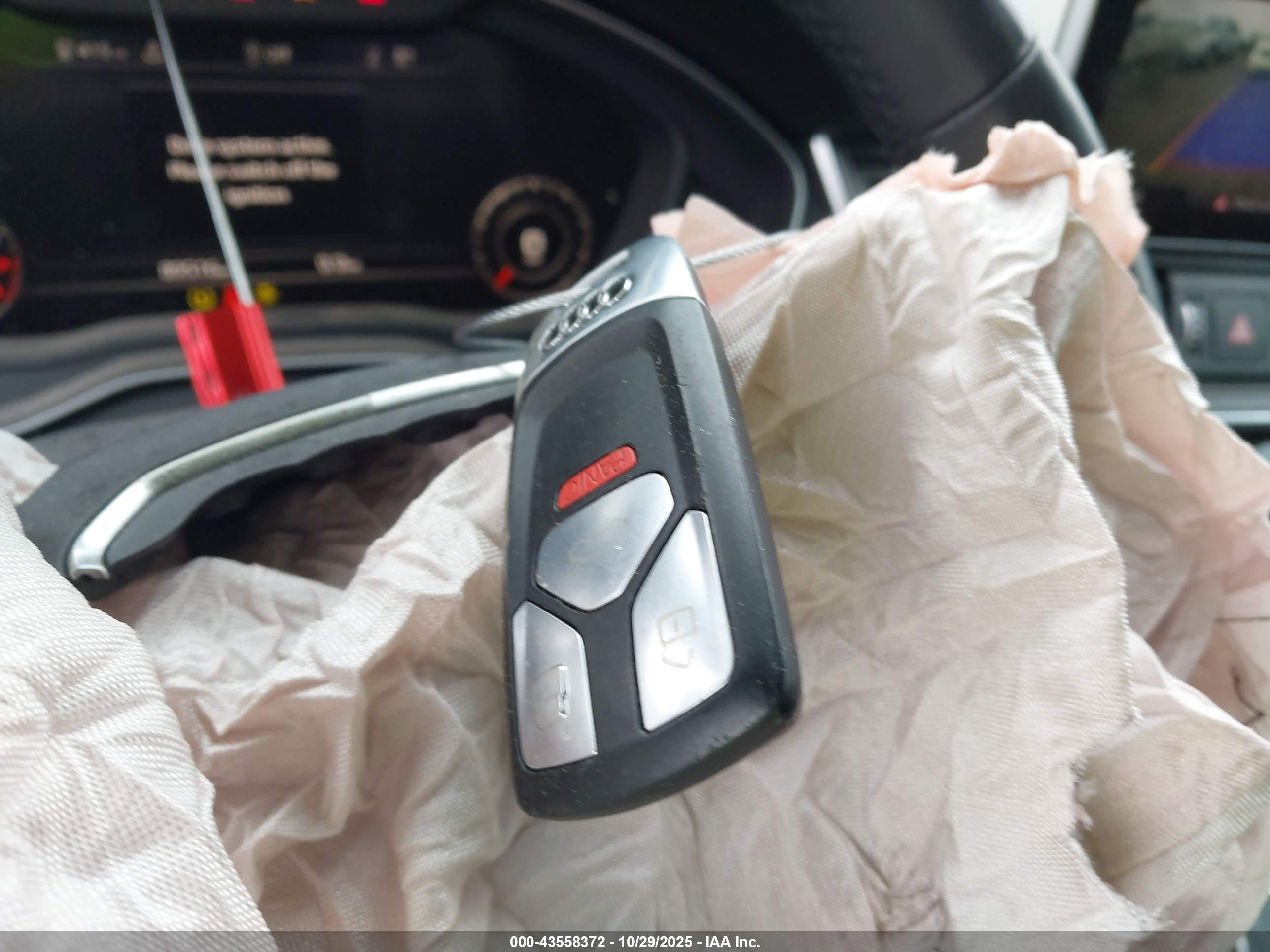AUDI Q5 image 11