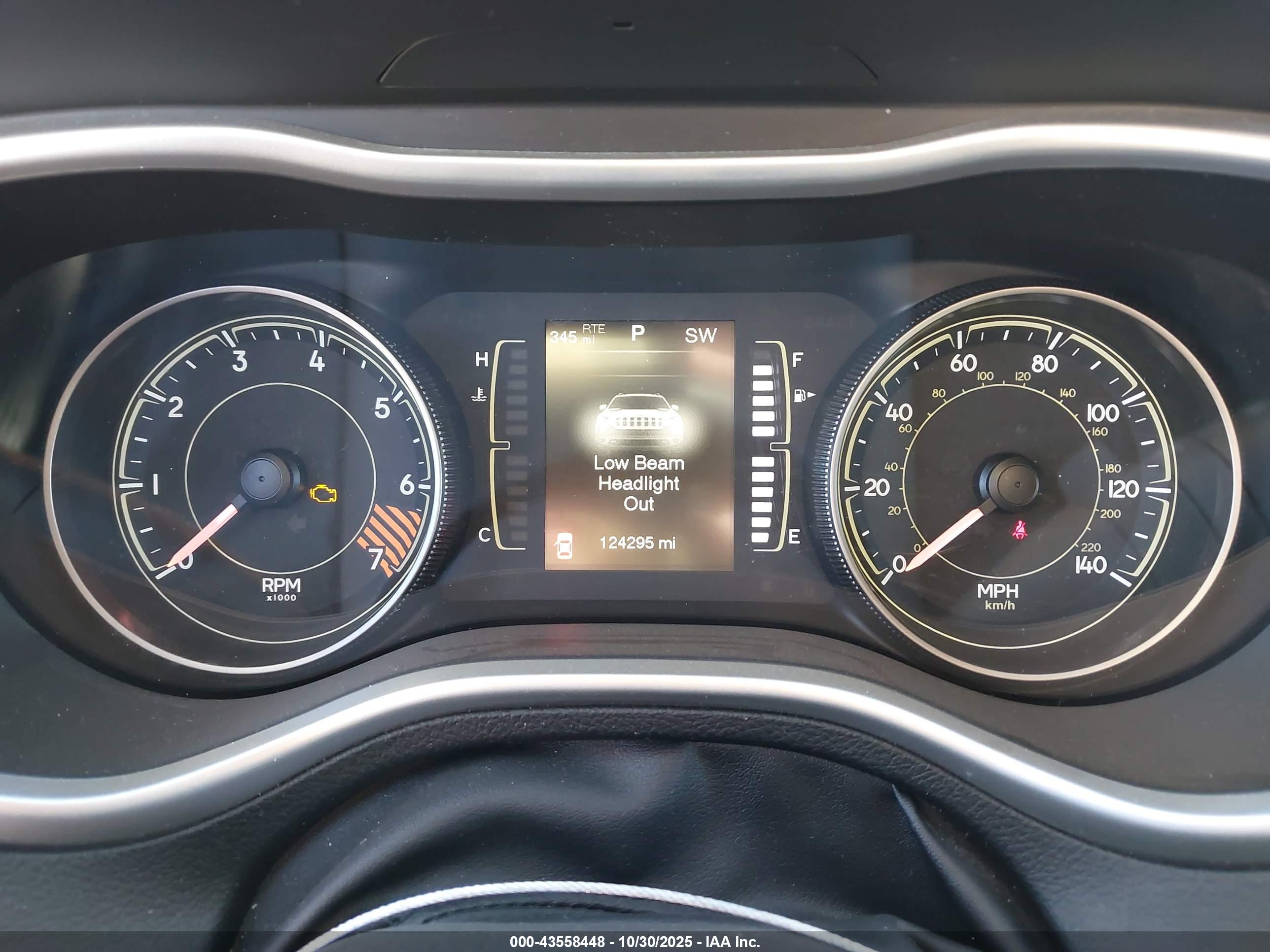 JEEP CHEROKEE image 7