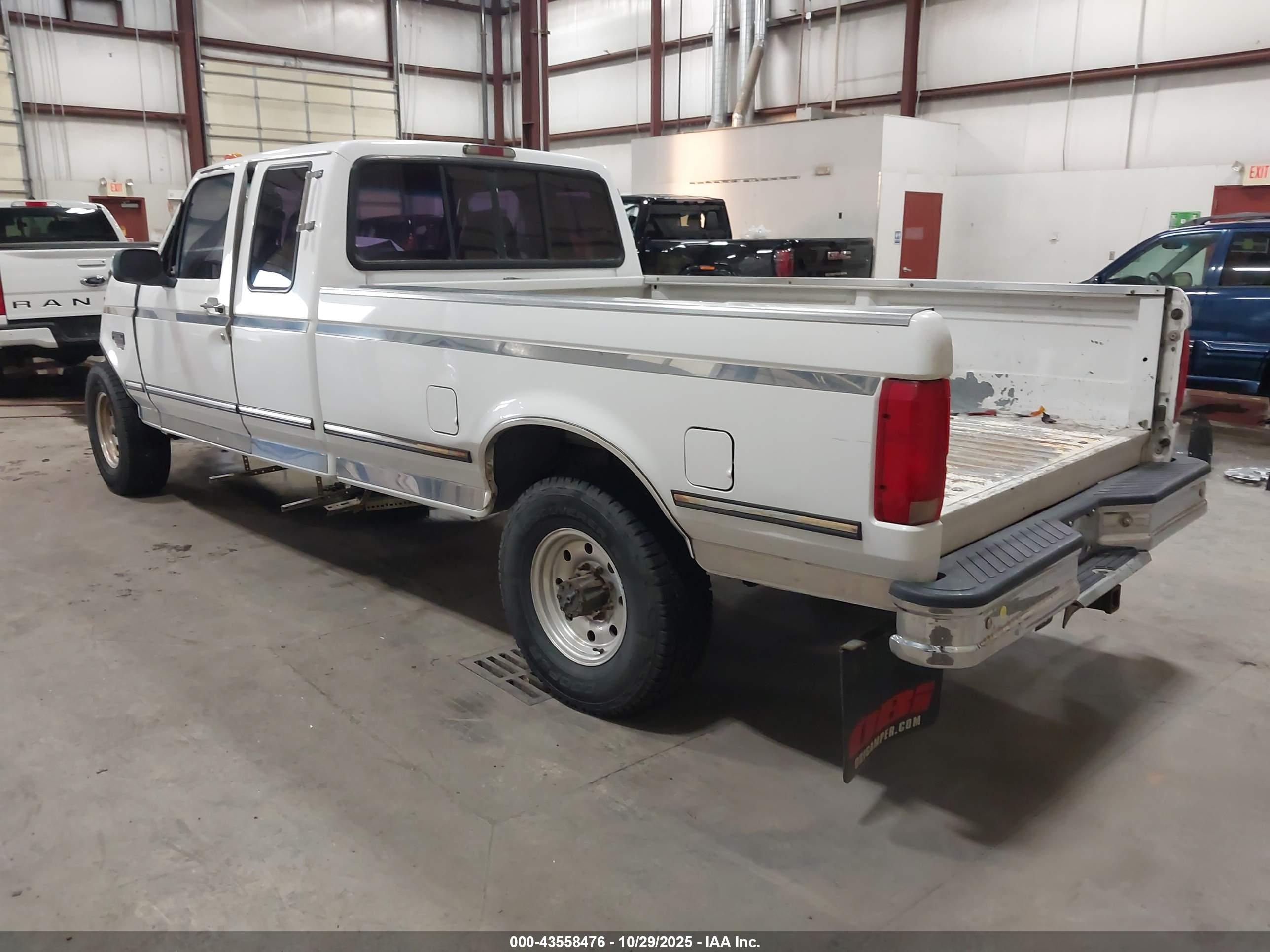 FORD F250 image 3