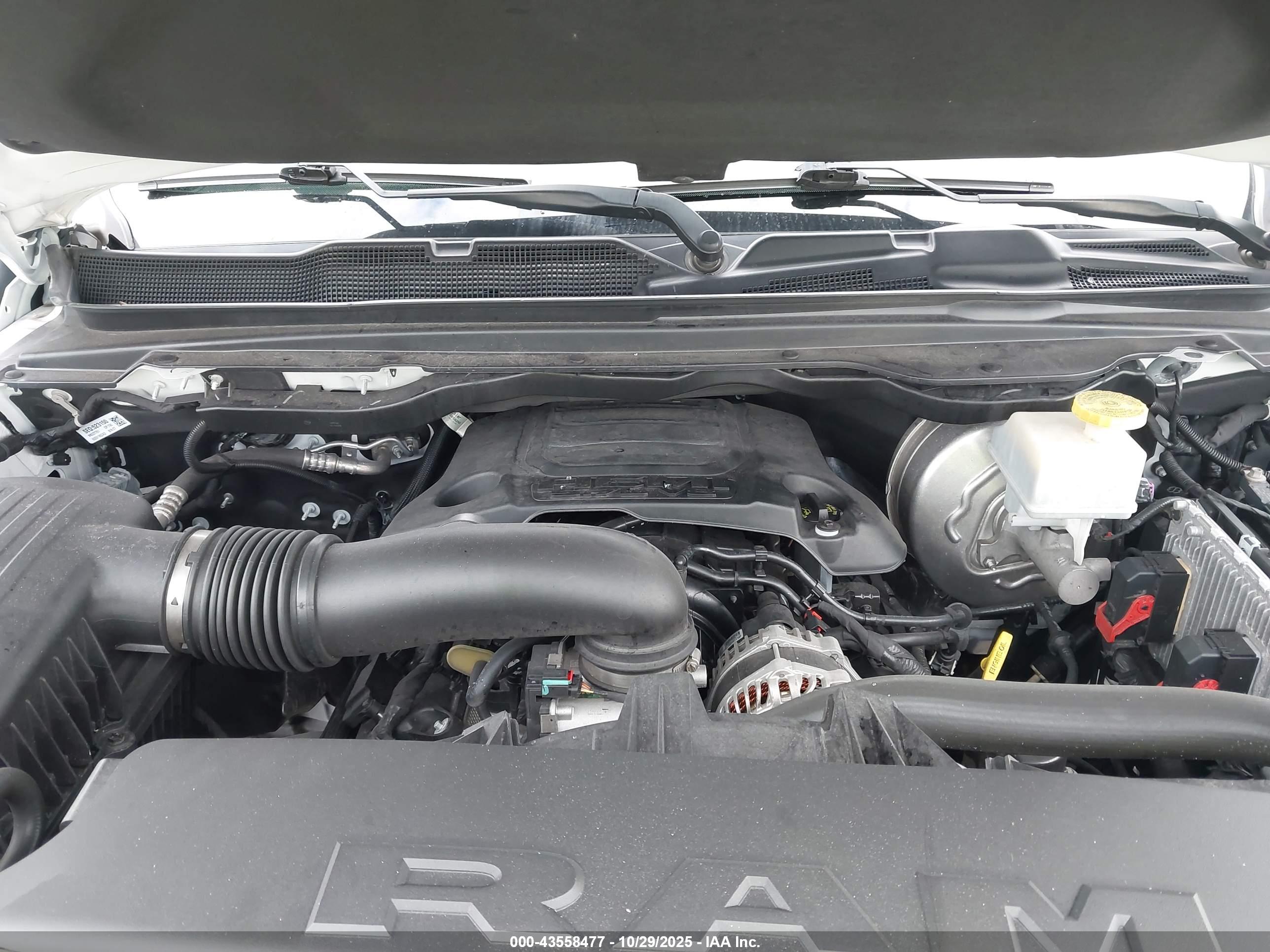 RAM 1500 image 10