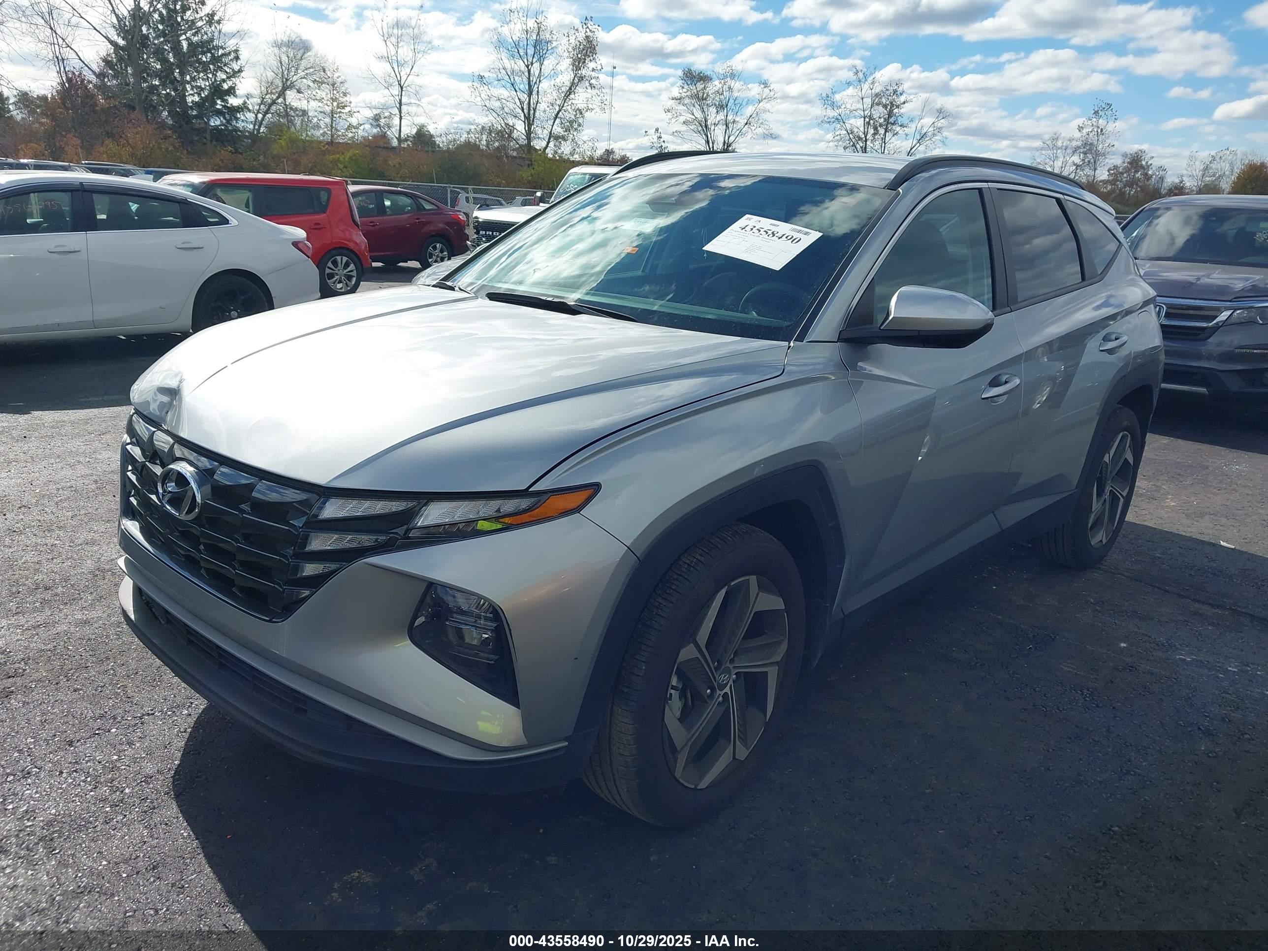 HYUNDAI TUCSON image 2