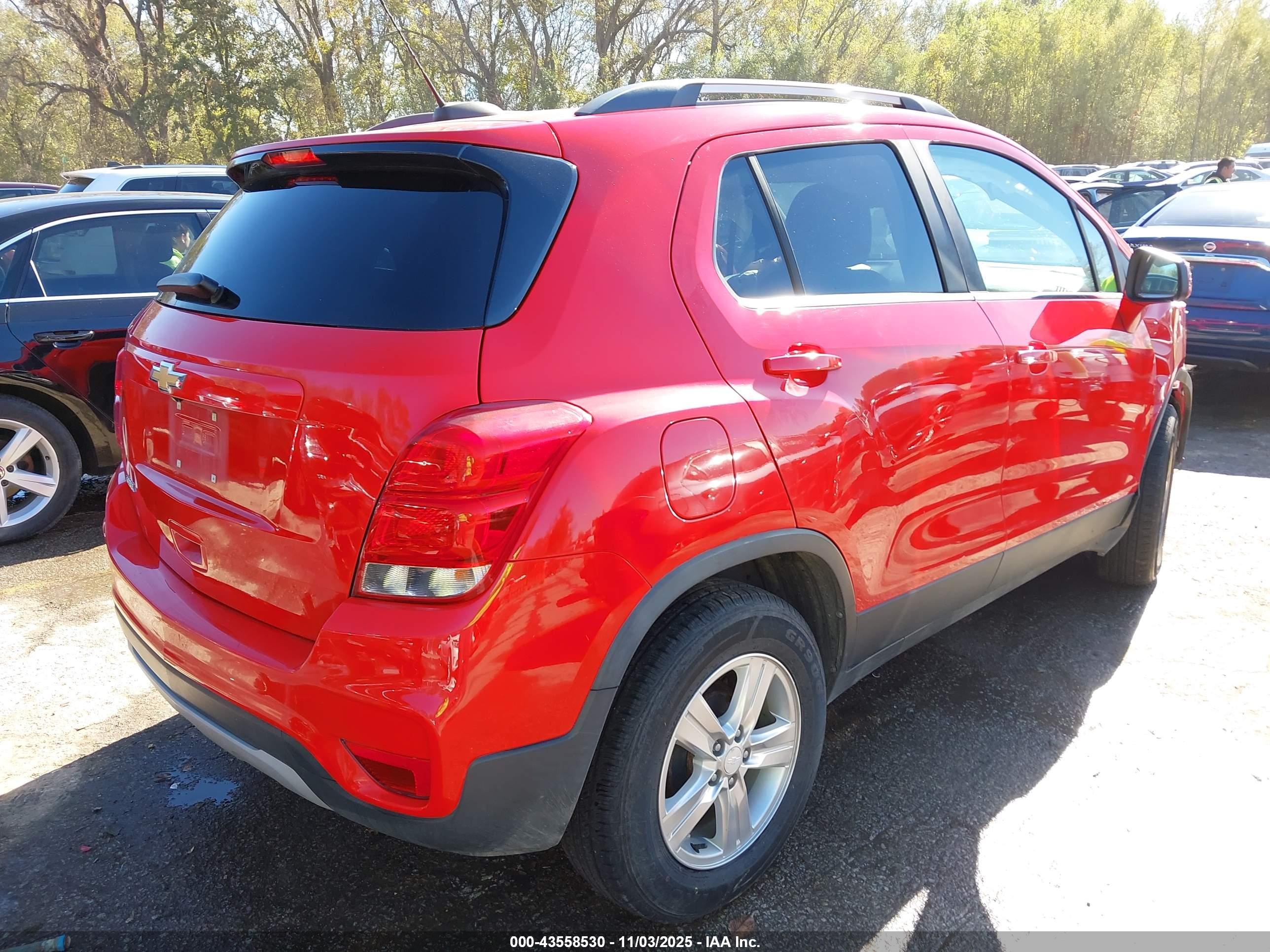 CHEVROLET TRAX image 4