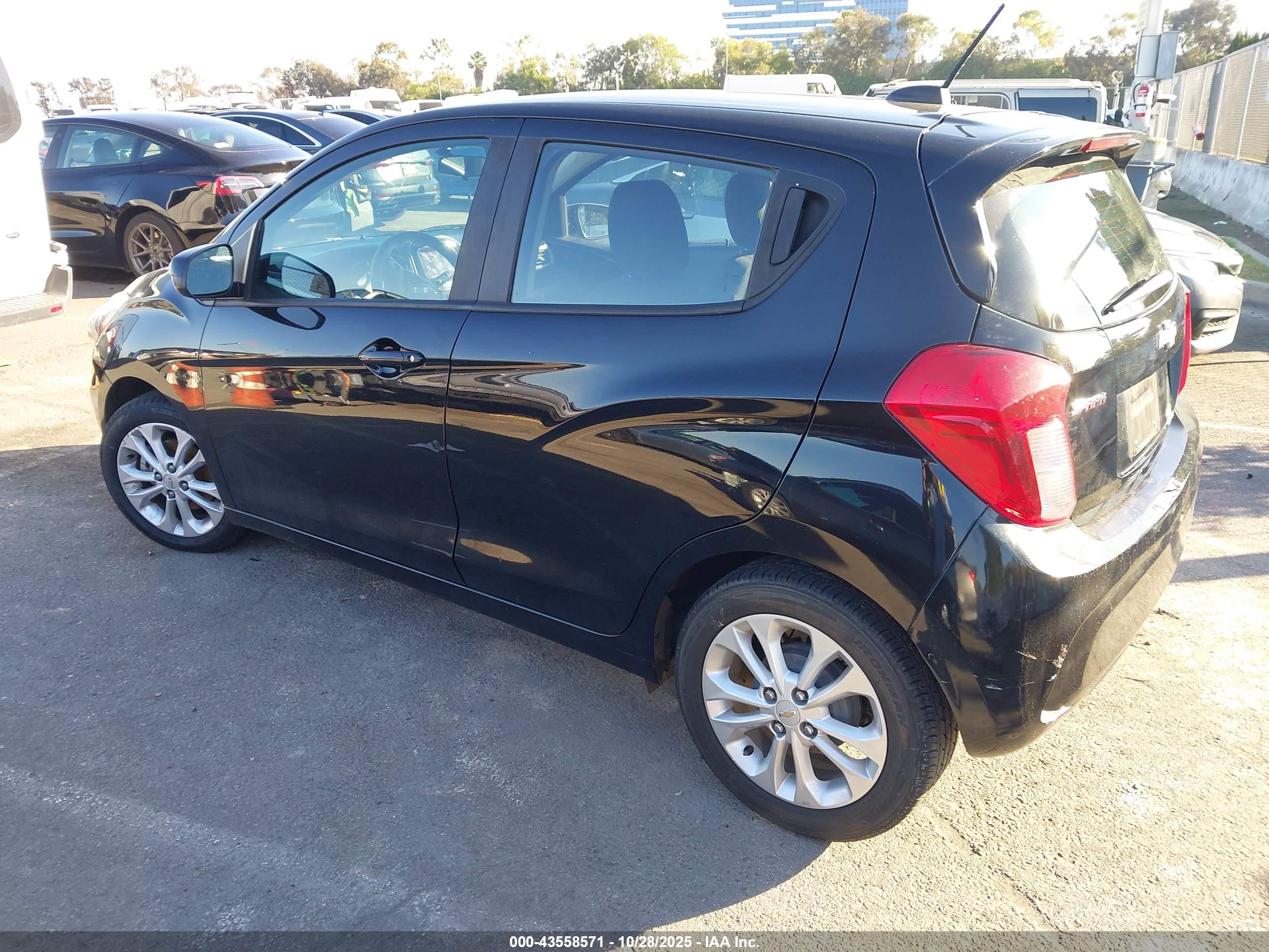 CHEVROLET SPARK image 3