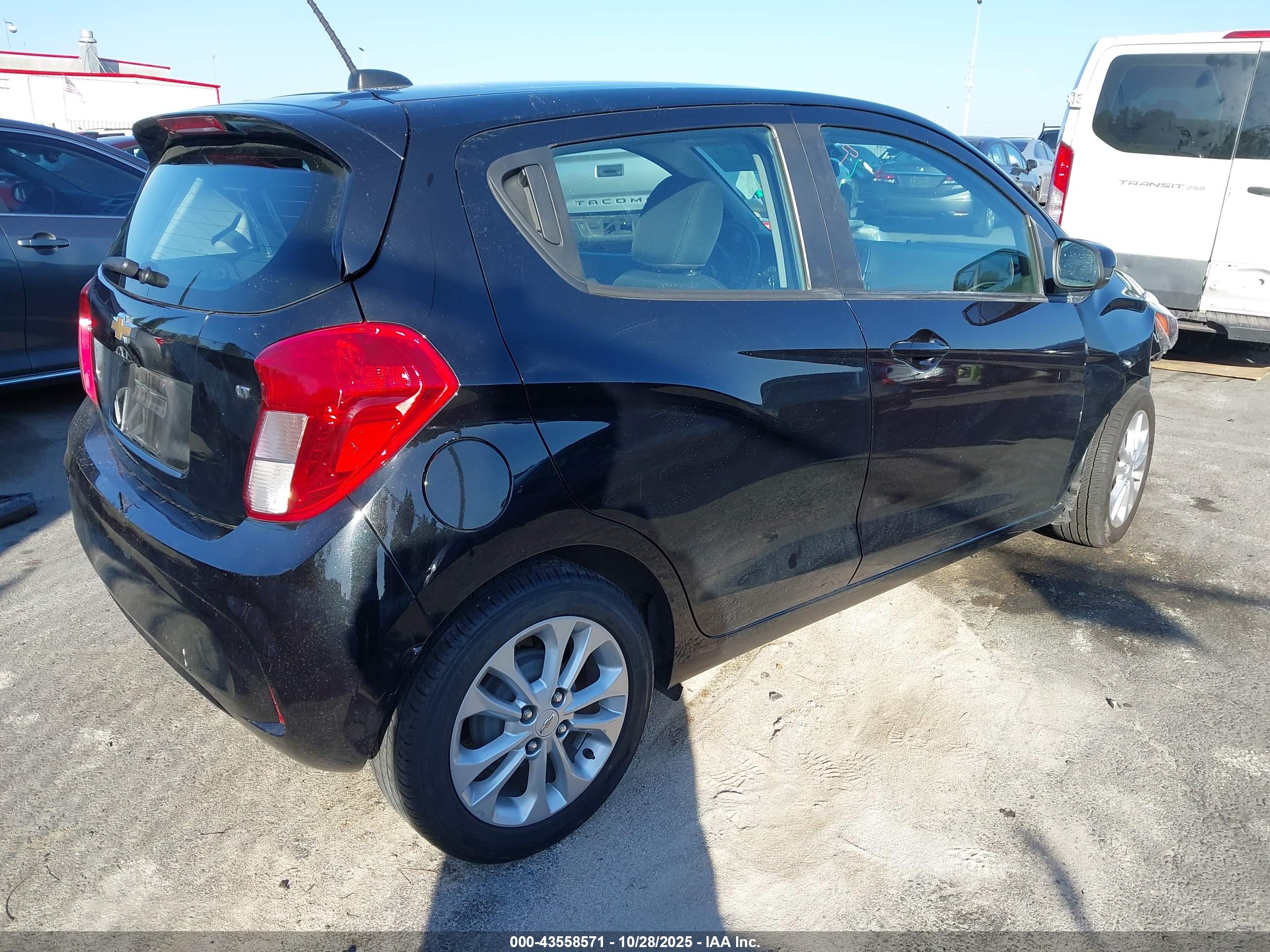 CHEVROLET SPARK image 4