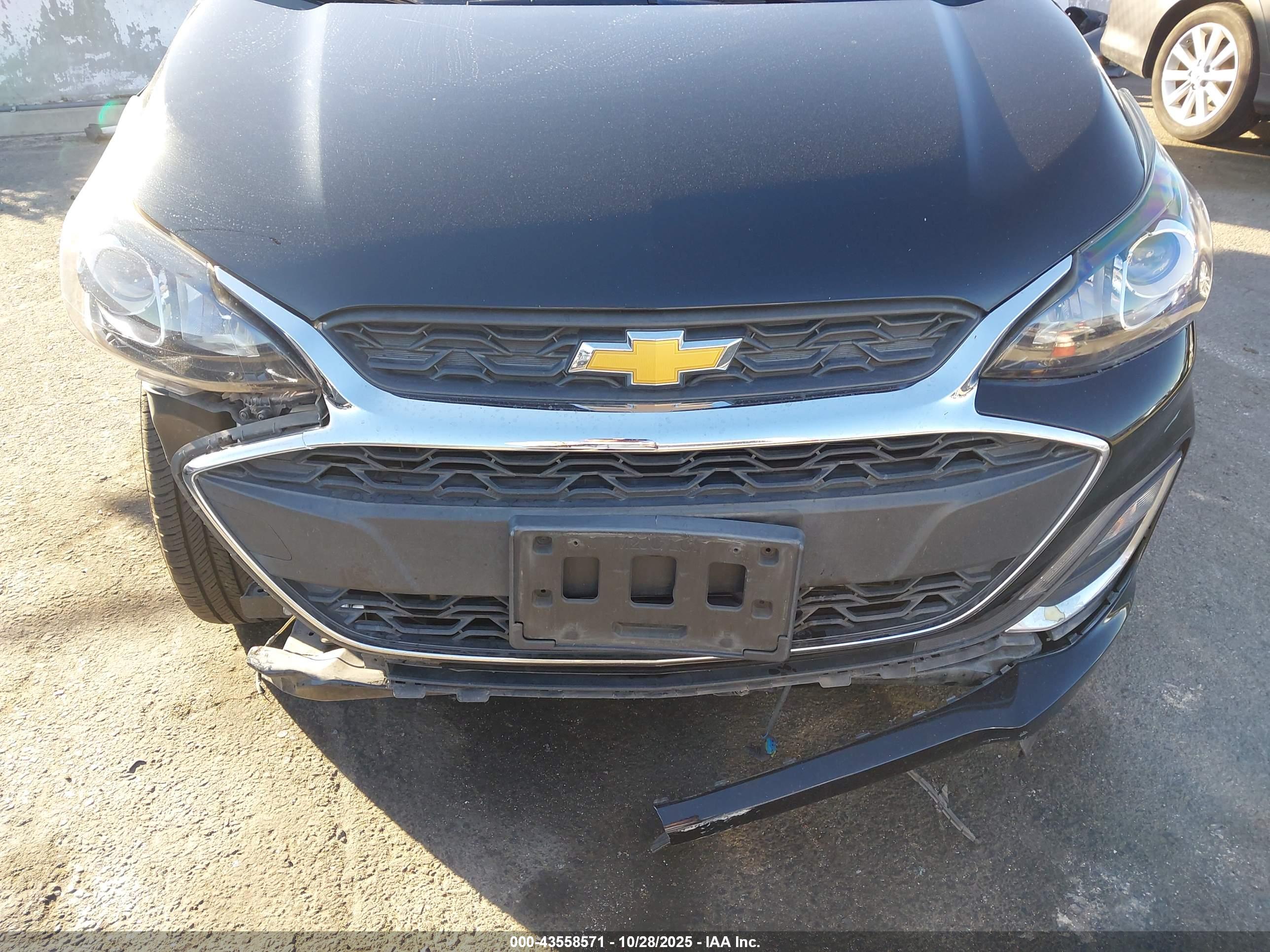 CHEVROLET SPARK image 6