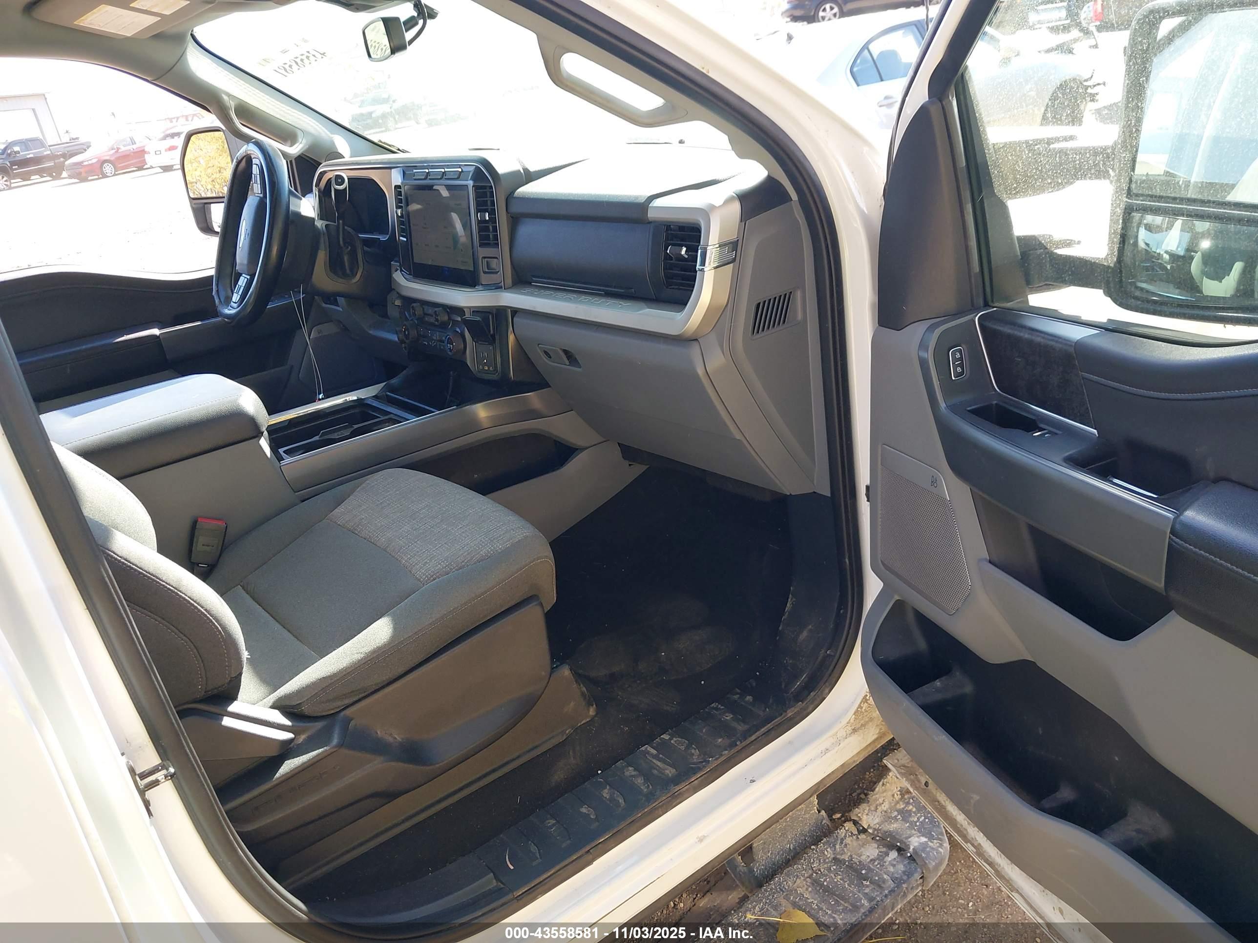 FORD F-250 image 5