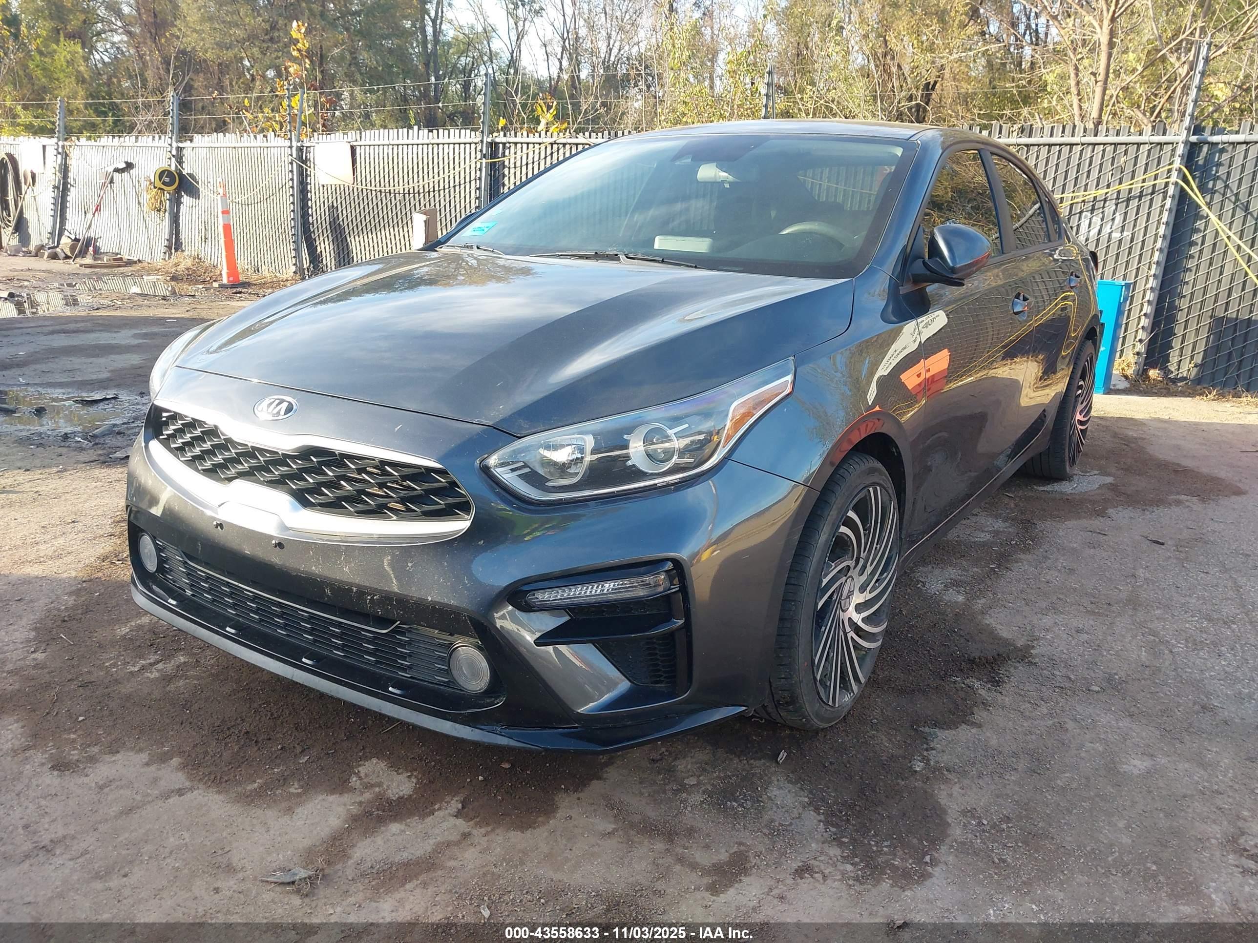 KIA FORTE image 2