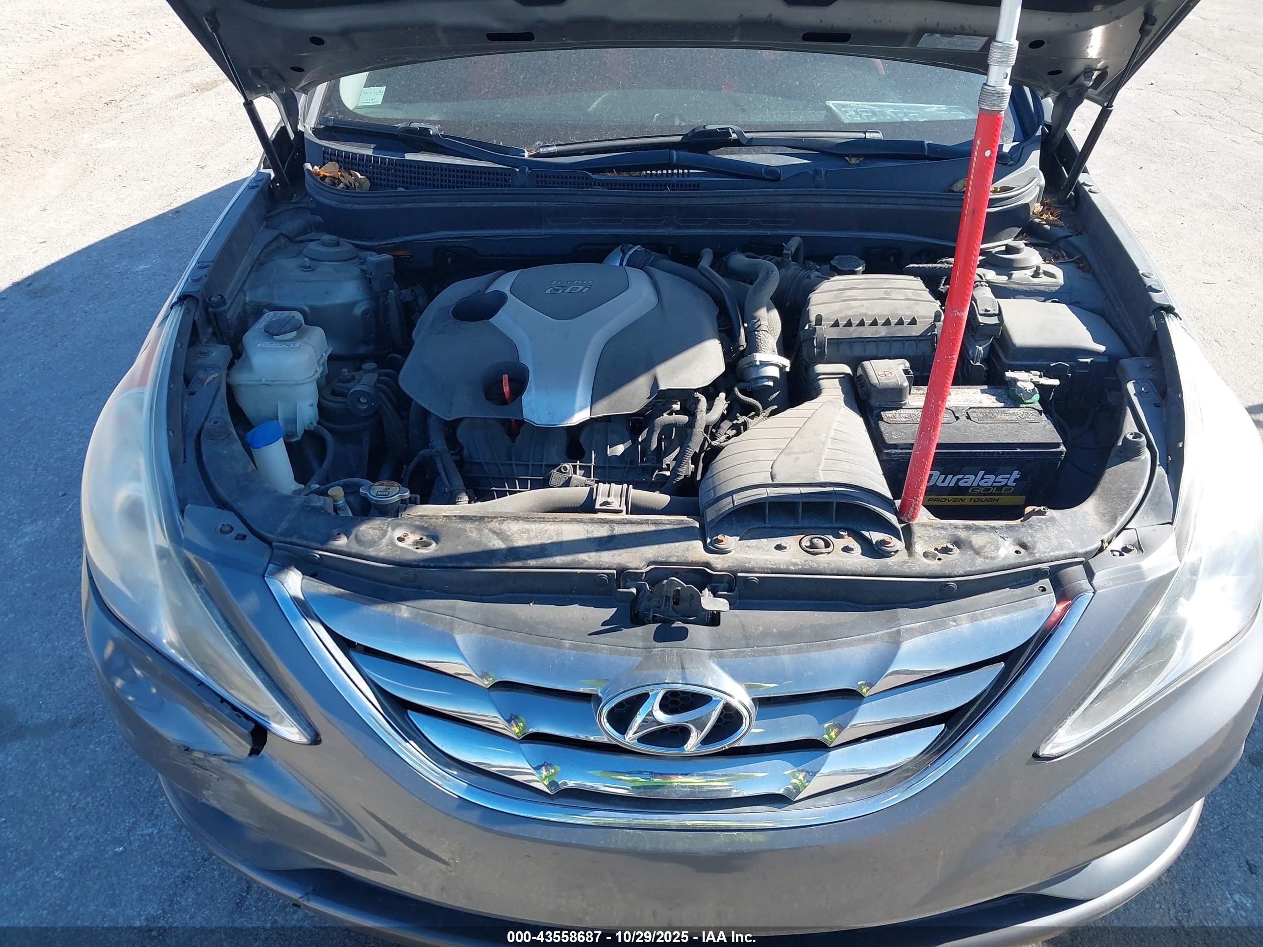 HYUNDAI SONATA image 10