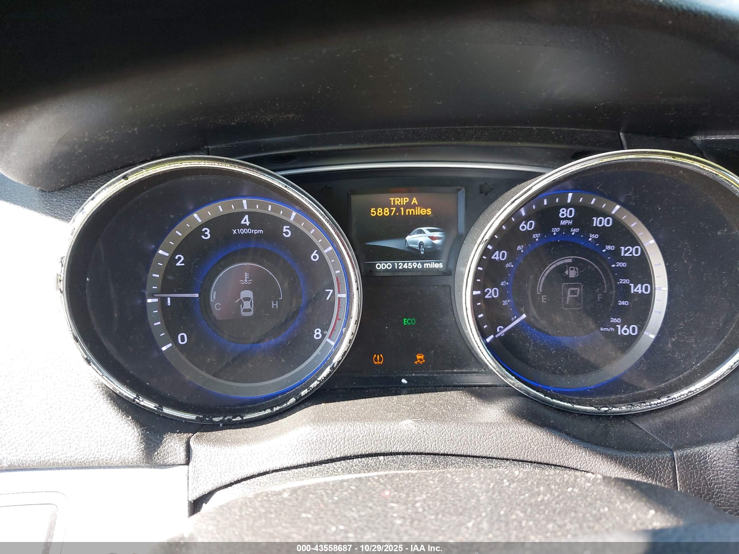 HYUNDAI SONATA image 7