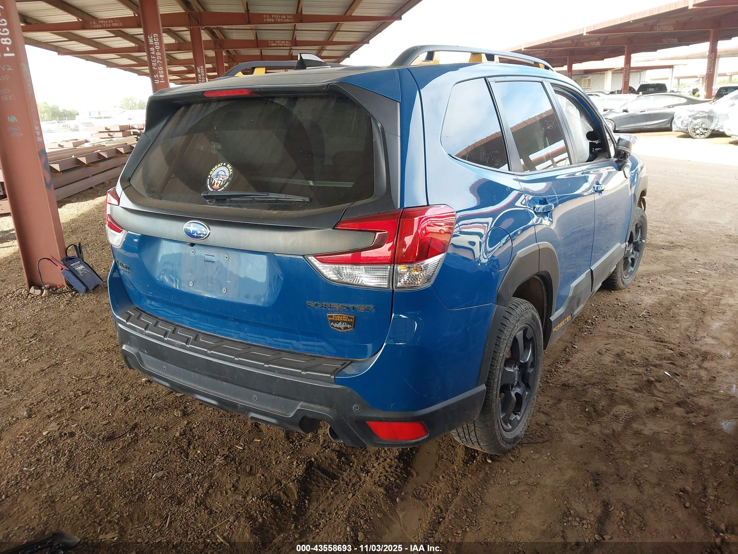 SUBARU FORESTER image 4